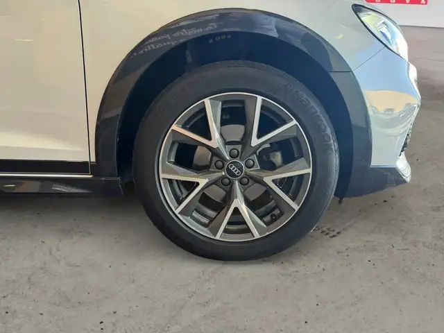 Audi A1 view 7
