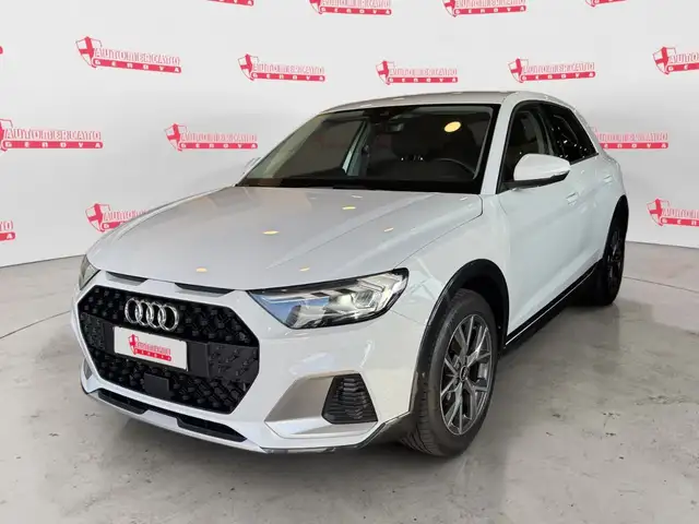 Audi A1 main image
