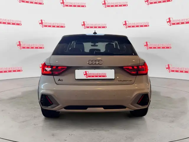 Audi A1 view 3