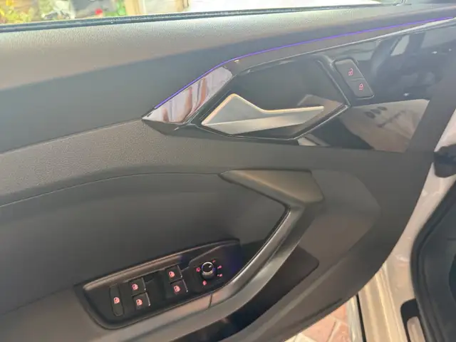 Audi A1 view 9