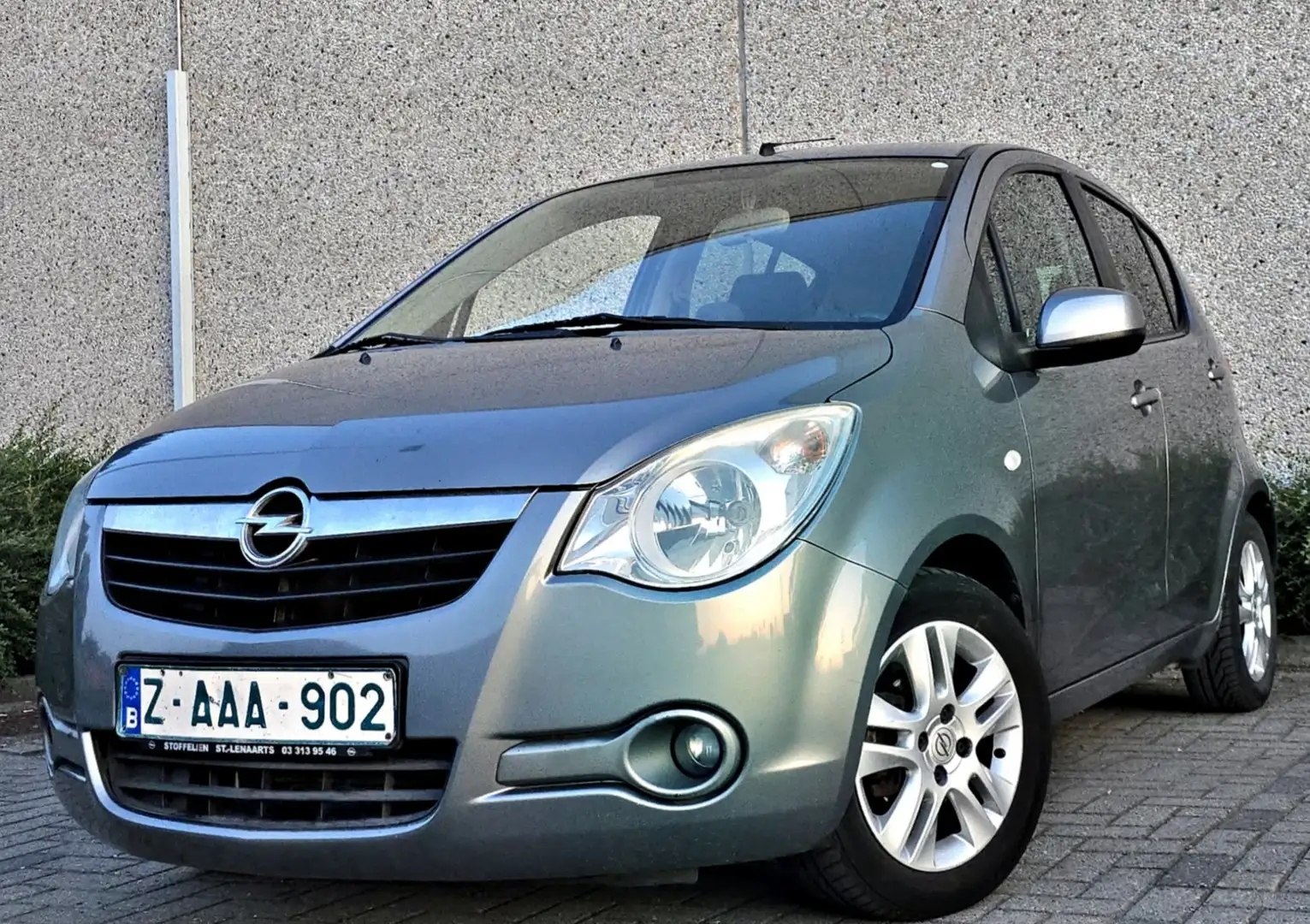 Opel Agila 1.2i Essence Euro 5 Airco Carpass 5Portes Garantie Gris - 1