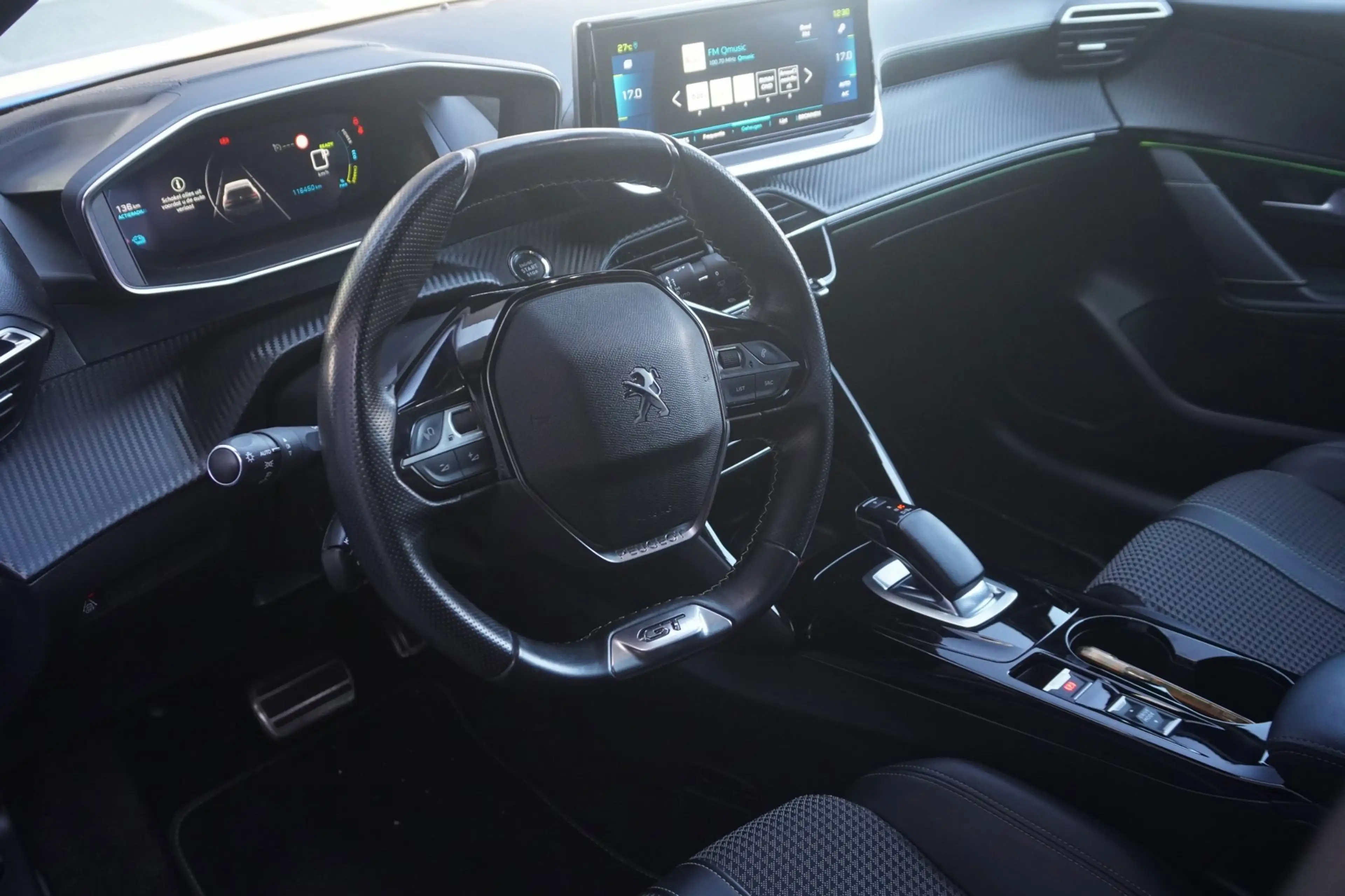 Peugeot e-208 EV GT 350 50 kWh SOH 87,8 / Carplay / 360 Camera / — photo 12
