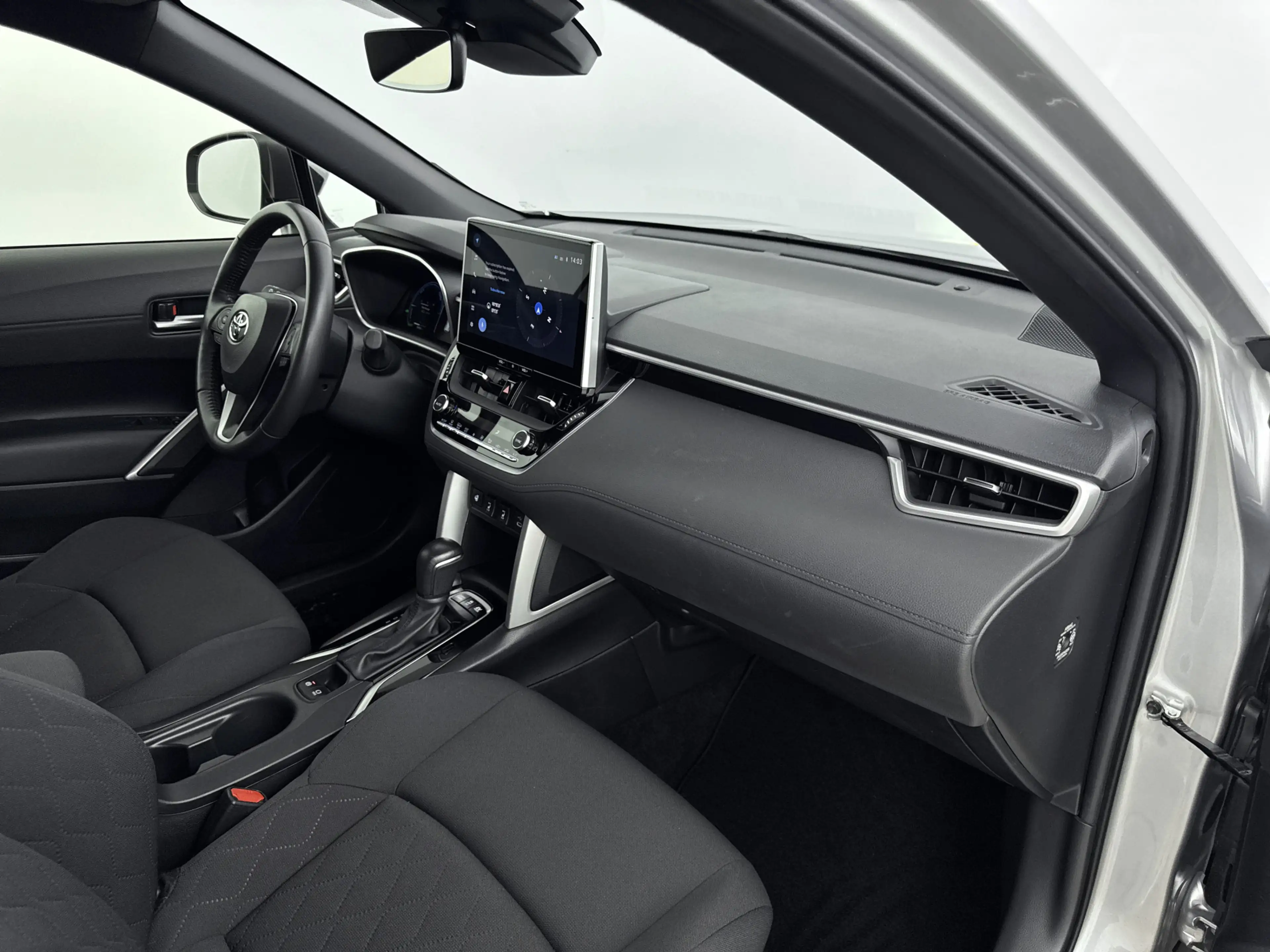 Toyota Corolla Cross Hybrid 140 Dynamic | Voorruit-Stuur-Stoelverwarmin — photo 8