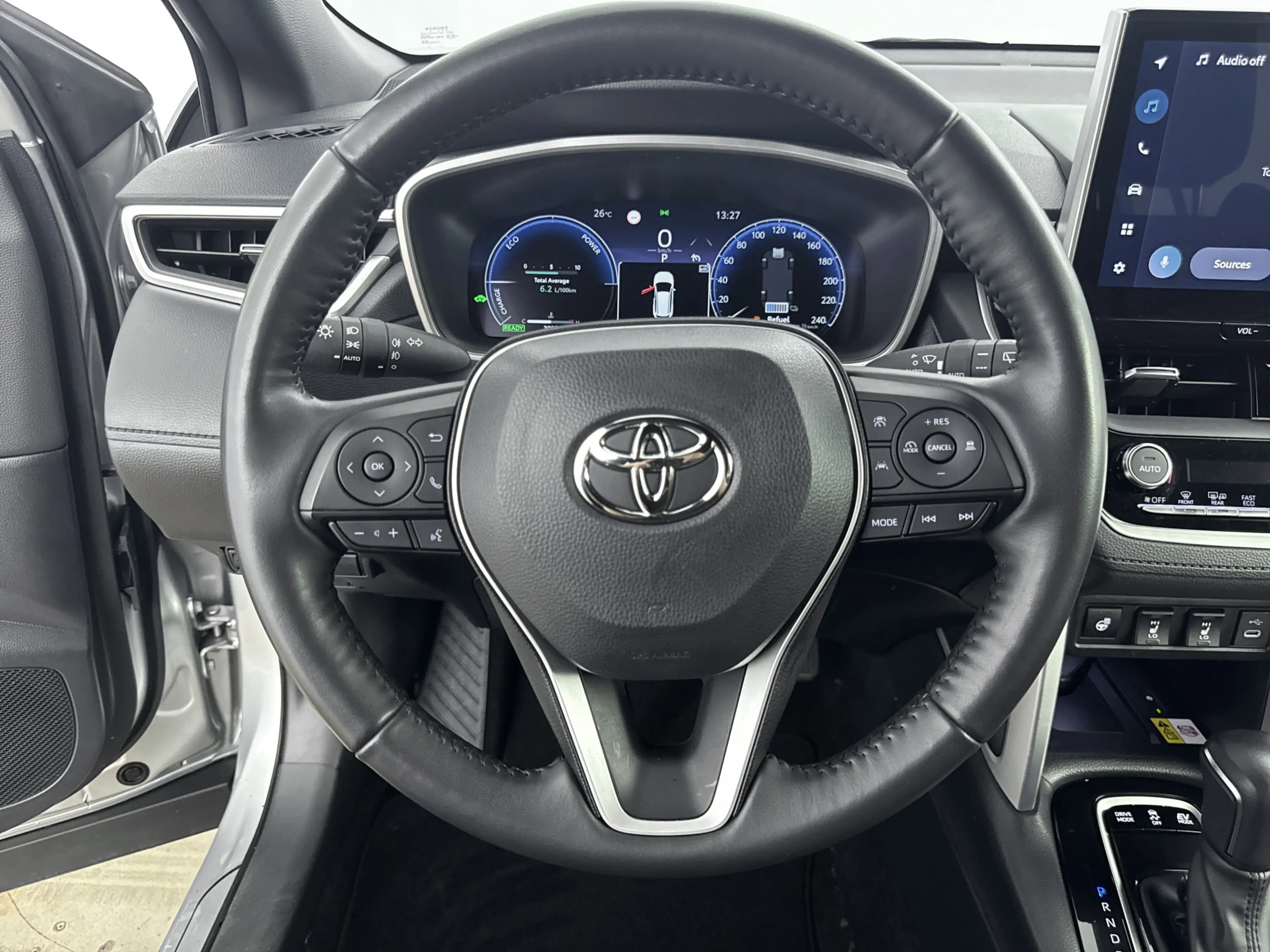 Toyota Corolla Cross Hybrid 140 Dynamic | Voorruit-Stuur-Stoelverwarmin — photo 6