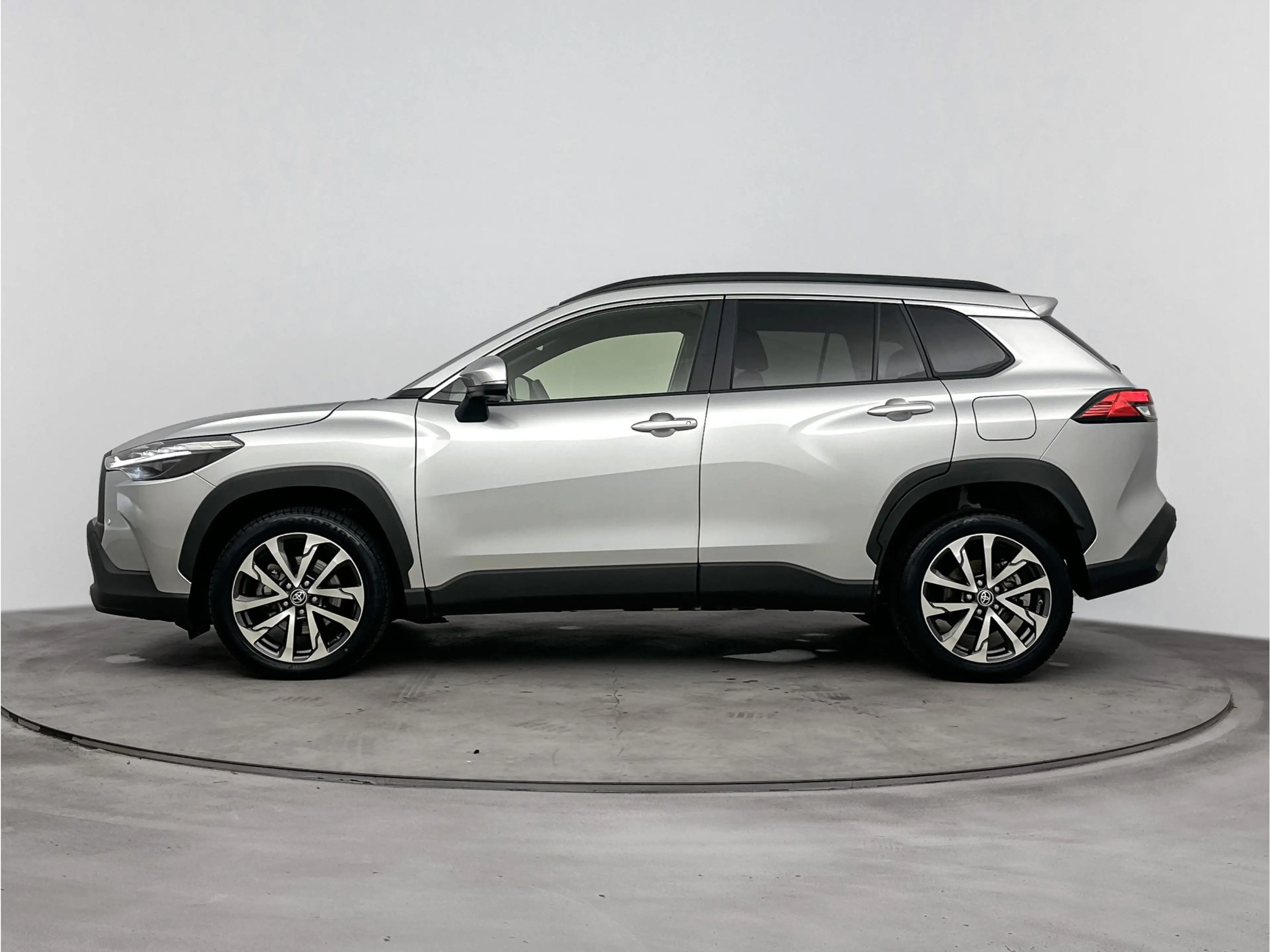 Toyota Corolla Cross Hybrid 140 Dynamic | Voorruit-Stuur-Stoelverwarmin — photo 3