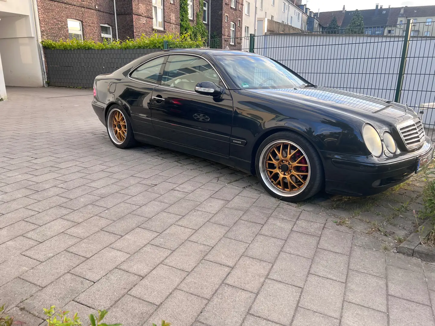 Mercedes-Benz CLK 320 CLK Coupe 320 Elegance Black - 1