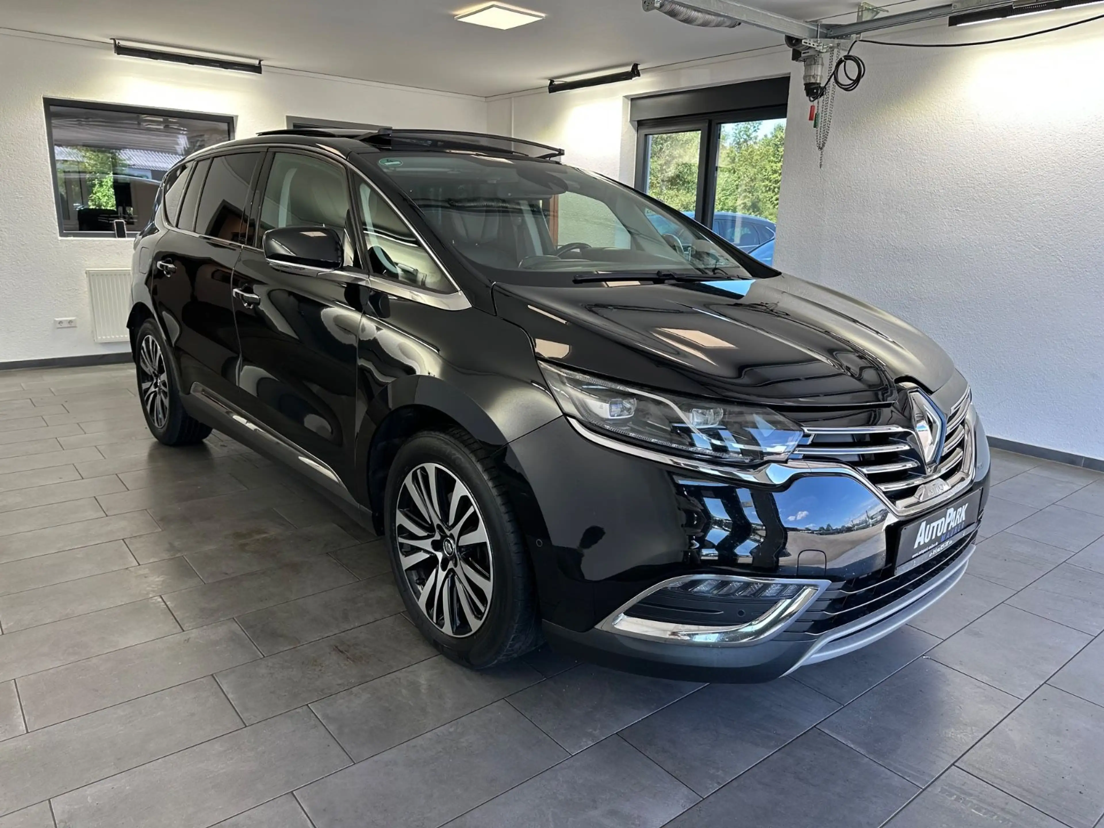Renault Espace V Initiale Paris *7-Sitzer*Bose*Pano*LED* — photo 4