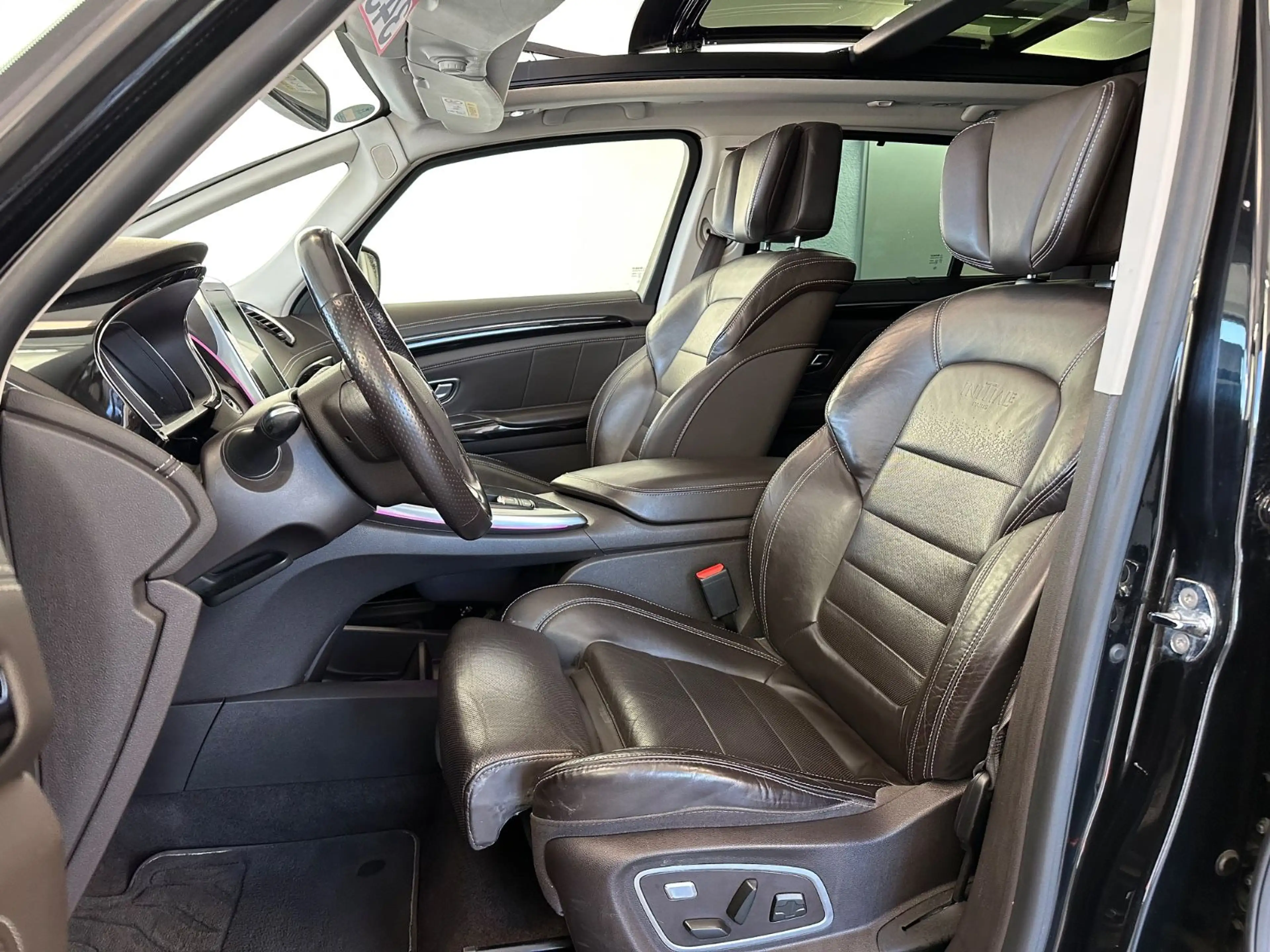 Renault Espace V Initiale Paris *7-Sitzer*Bose*Pano*LED* — photo 10