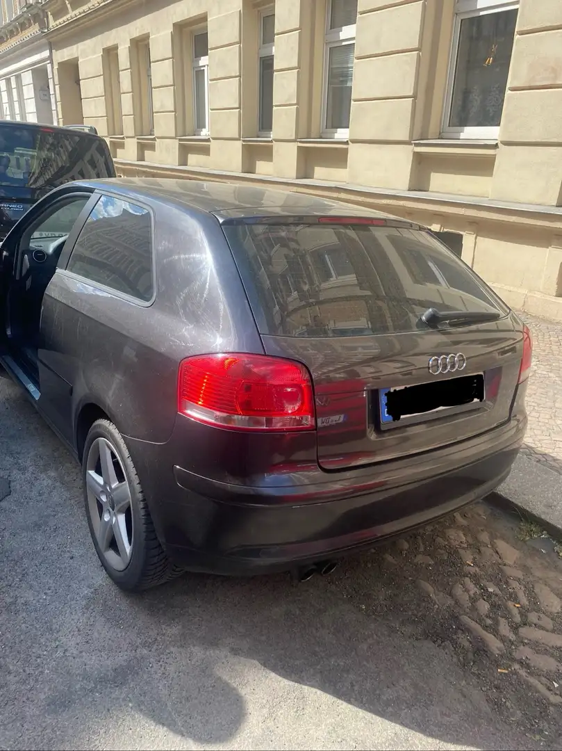 Audi A3 2.0 FSI S Line Sportpaket plus Schwarz - 2