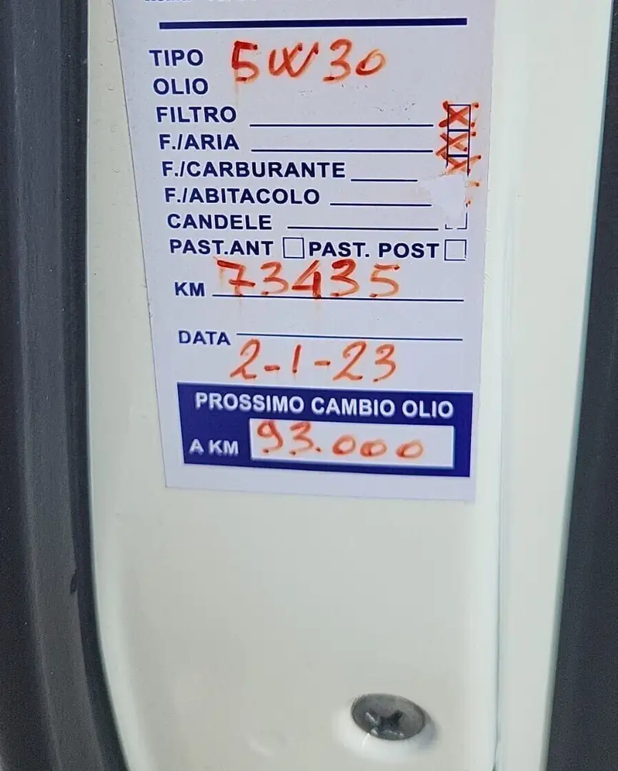 Nissan Juke NISSAN JUKE-1,5 dCi-UNICA PRO-EURO 6B-NAVI-3 REVIS Bianco - 2