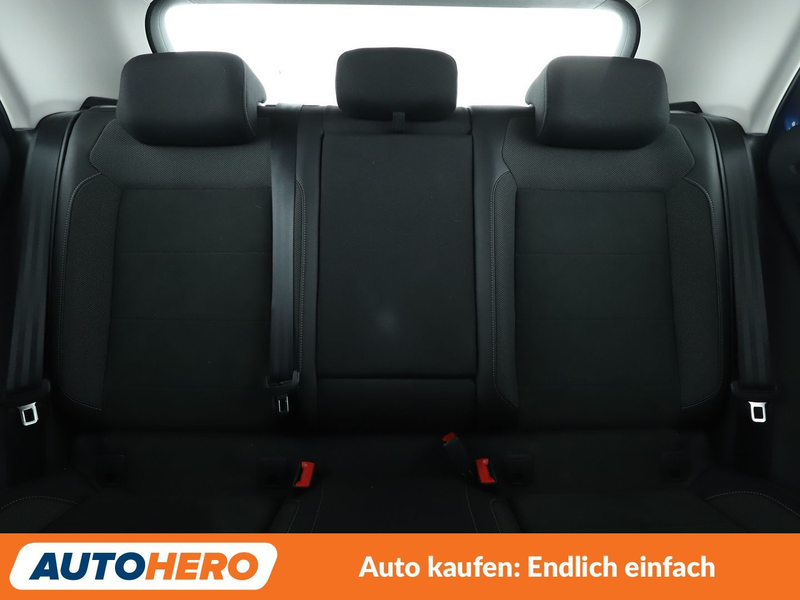 Volkswagen T-Roc 1.5 TSI ACT Style Aut.*NAVI*ACC*SPUR*STANDHZG* — photo 15