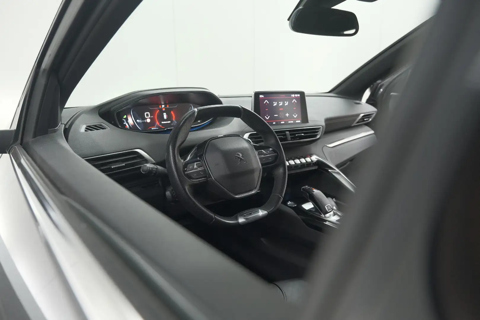 Peugeot 3008 1.6 PureTech 180 GT Line | Camera | Dodehoekdetect Grijs - 2