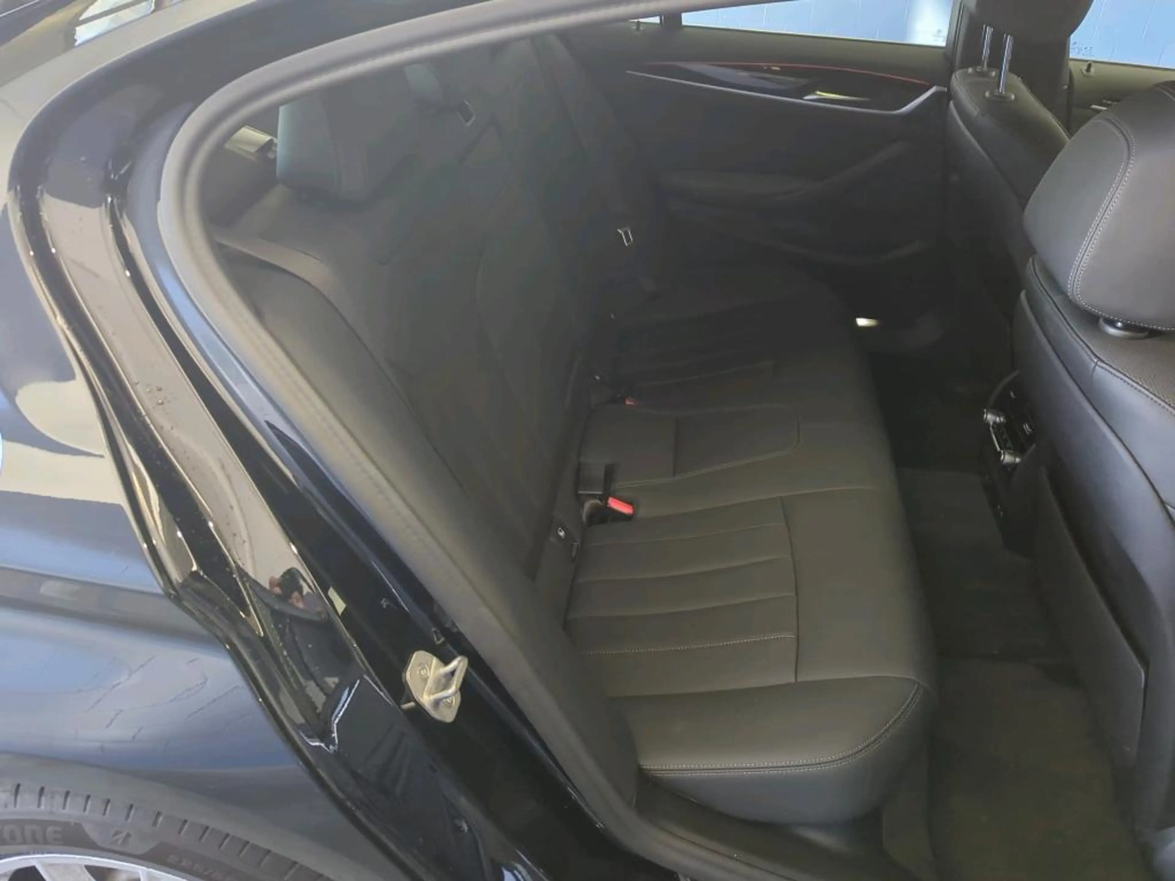 BMW 520 520 d xDrive * Facelift, Virtual, Kamera, Leder, usw...* — photo 5