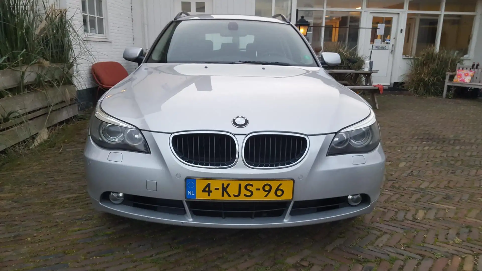 BMW 525 5-serie Touring 525d Executive in Excellent mooie Zilver - 2