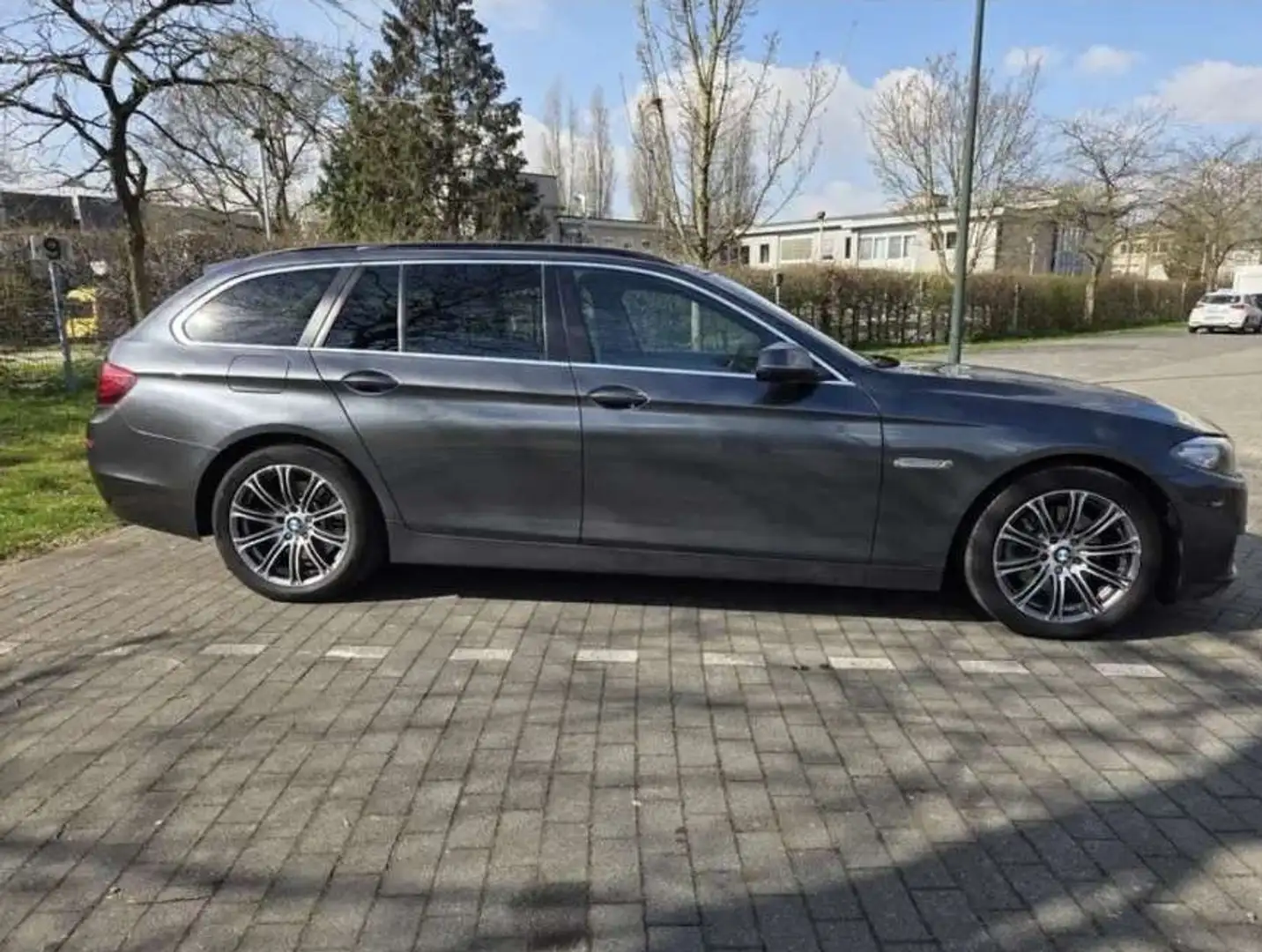BMW 518 518d Touring Aut. - 1