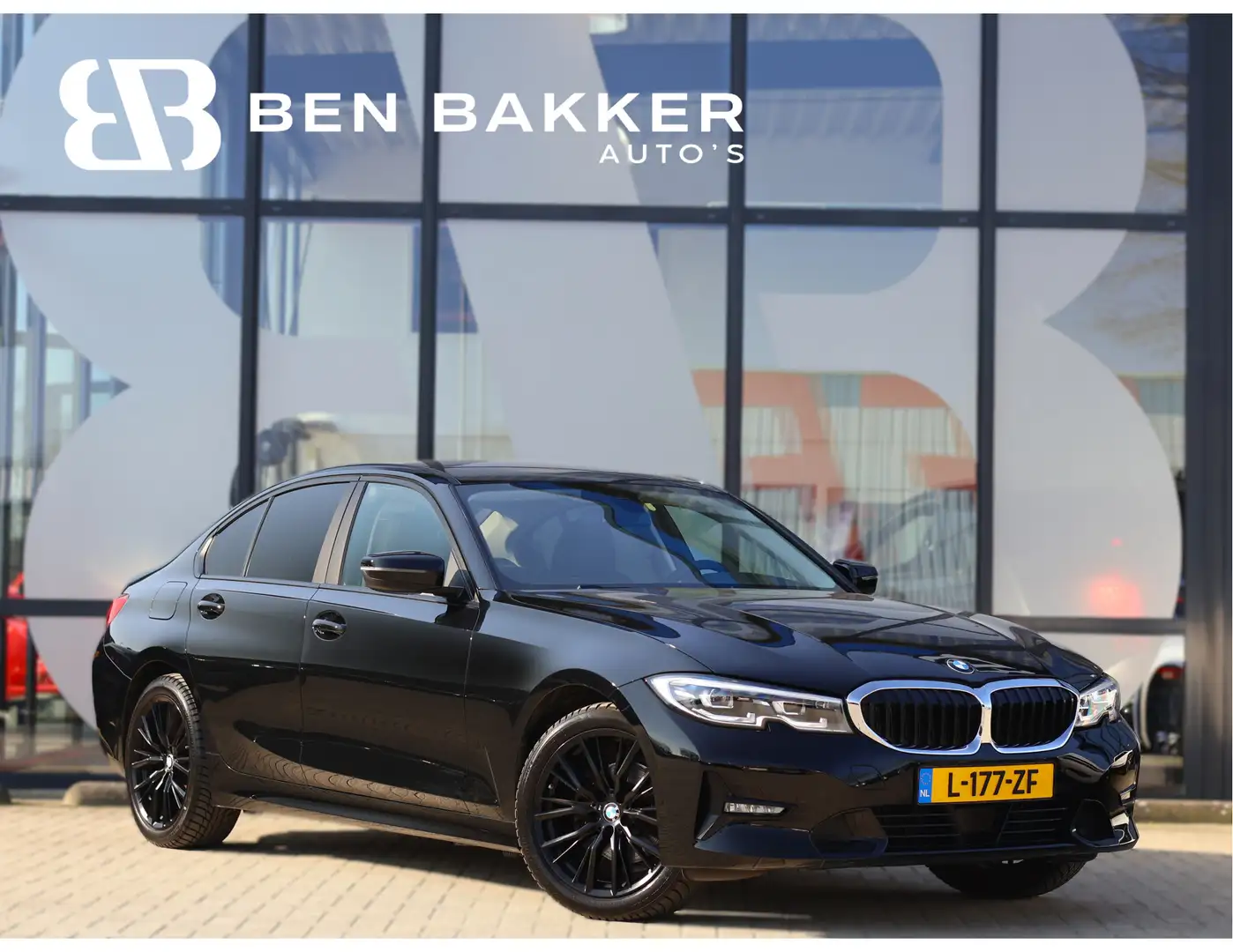 BMW 320 3-serie 320d High Executive Automaat *ACC*Carplay* Schwarz - 1