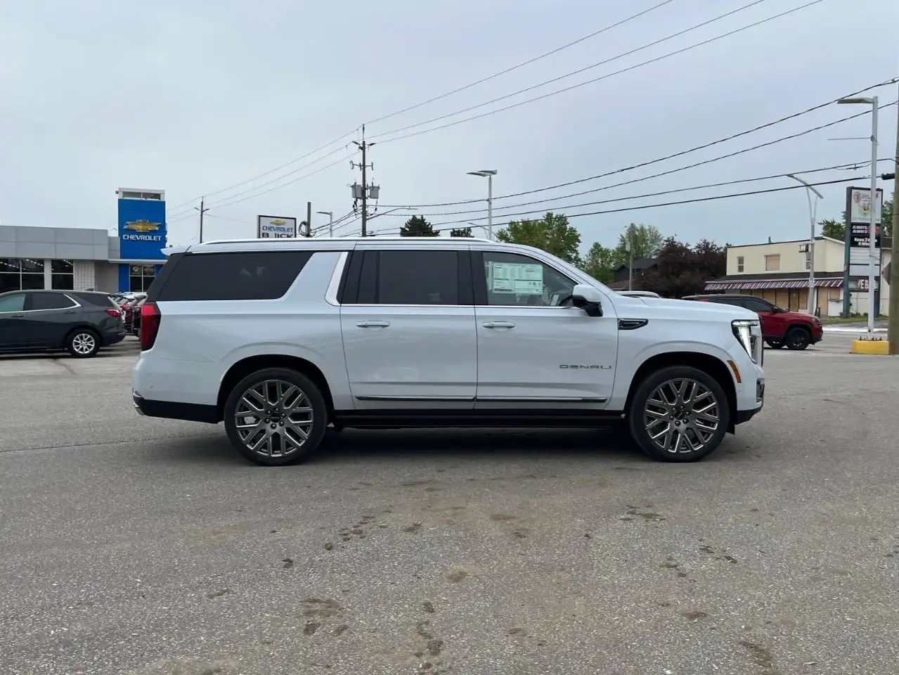 GMC Yukon снимка GMC Yukon