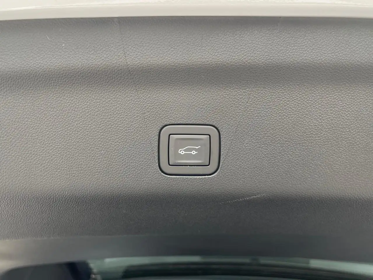 GMC Yukon снимка GMC Yukon
