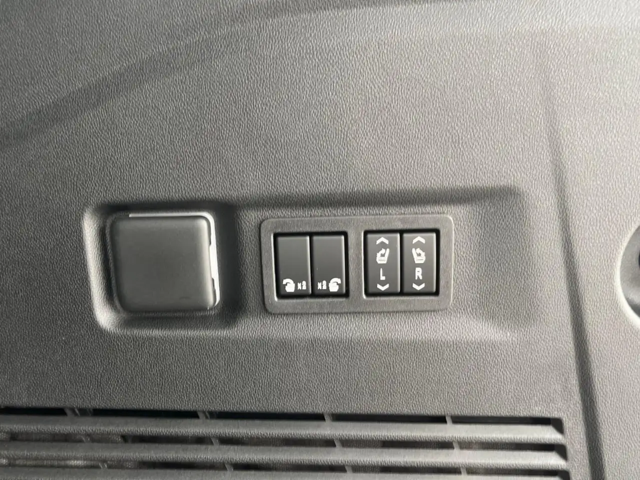 GMC Yukon снимка GMC Yukon