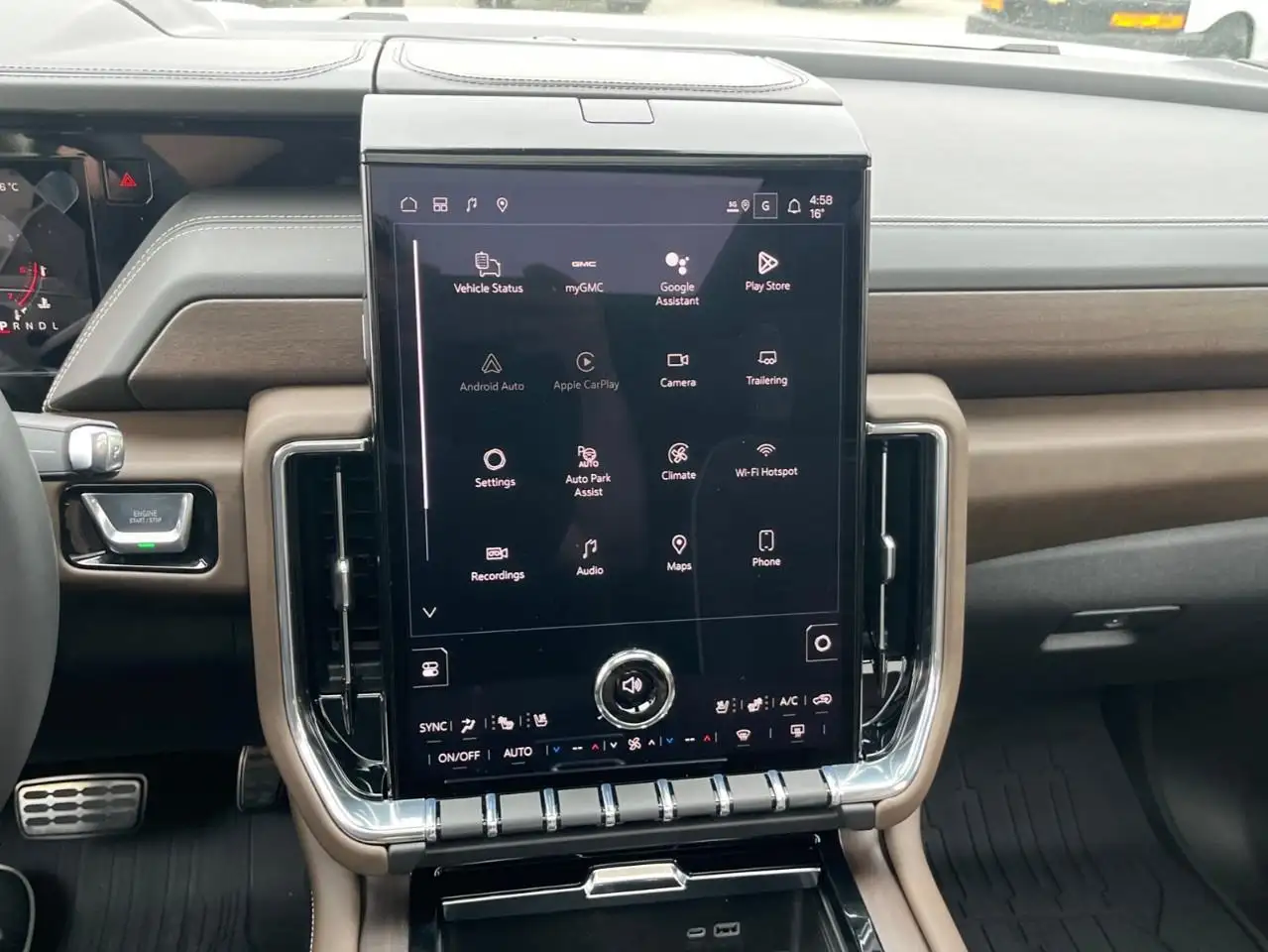 GMC Yukon снимка GMC Yukon