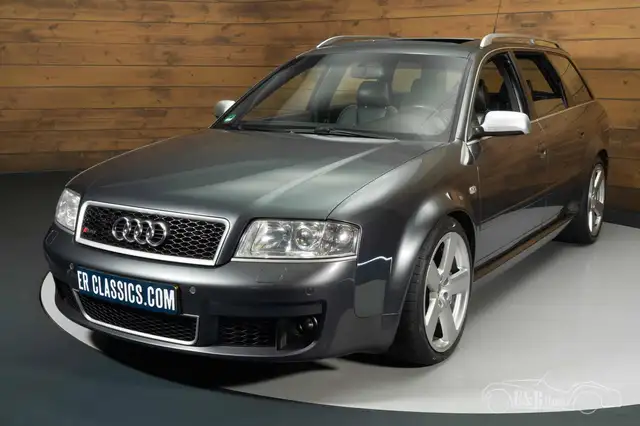 Audi RS6 view 3