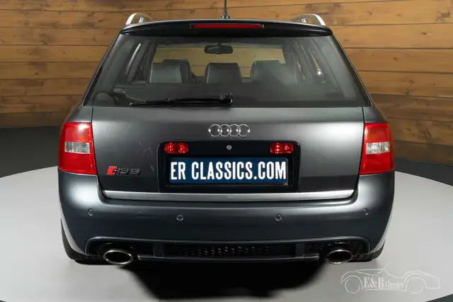 Audi RS6 view 14