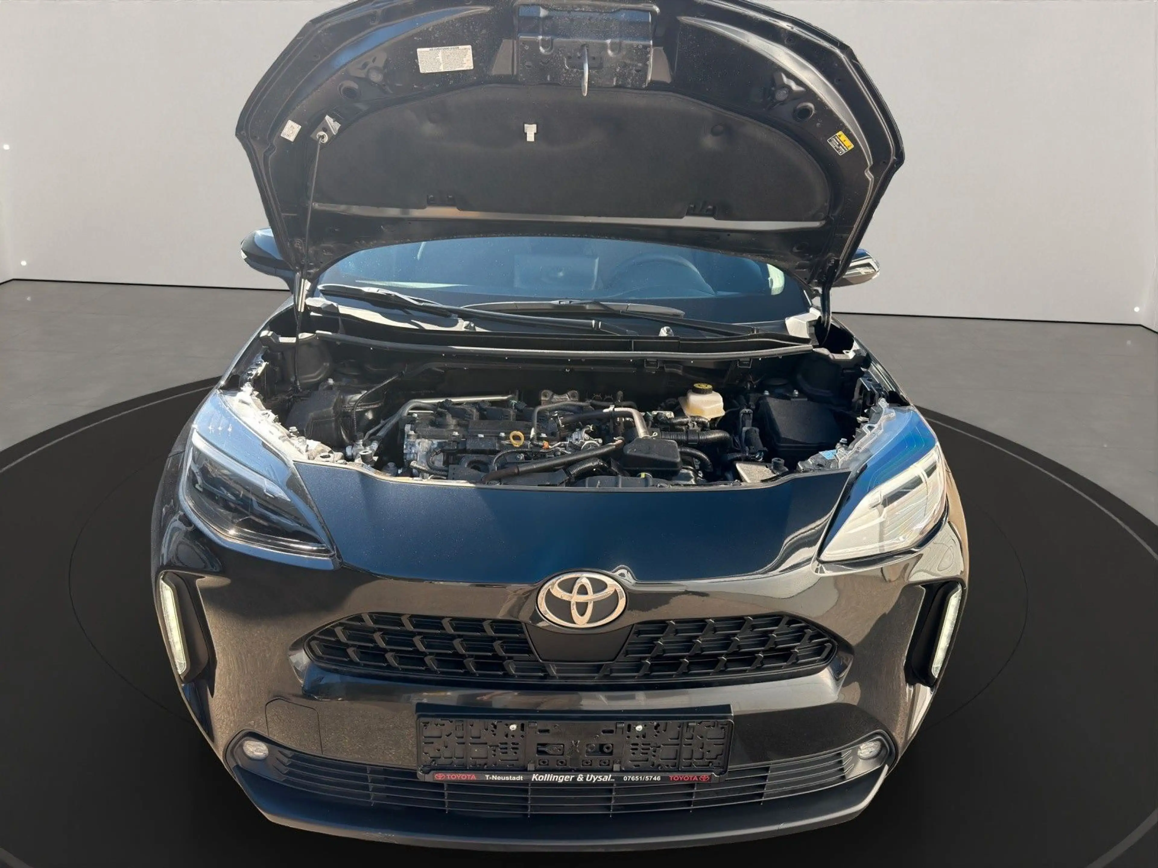 Toyota Yaris Cross Hybrid FWD Teamplayer 15 J Garantie — photo 11
