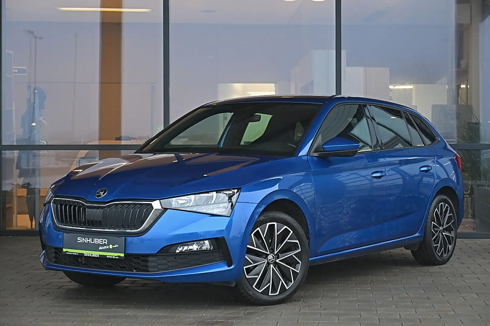 Skoda Scala 1,0 TSI Style ACC, AHK schenkbar, LED, Navi, Vi... Blau - 1