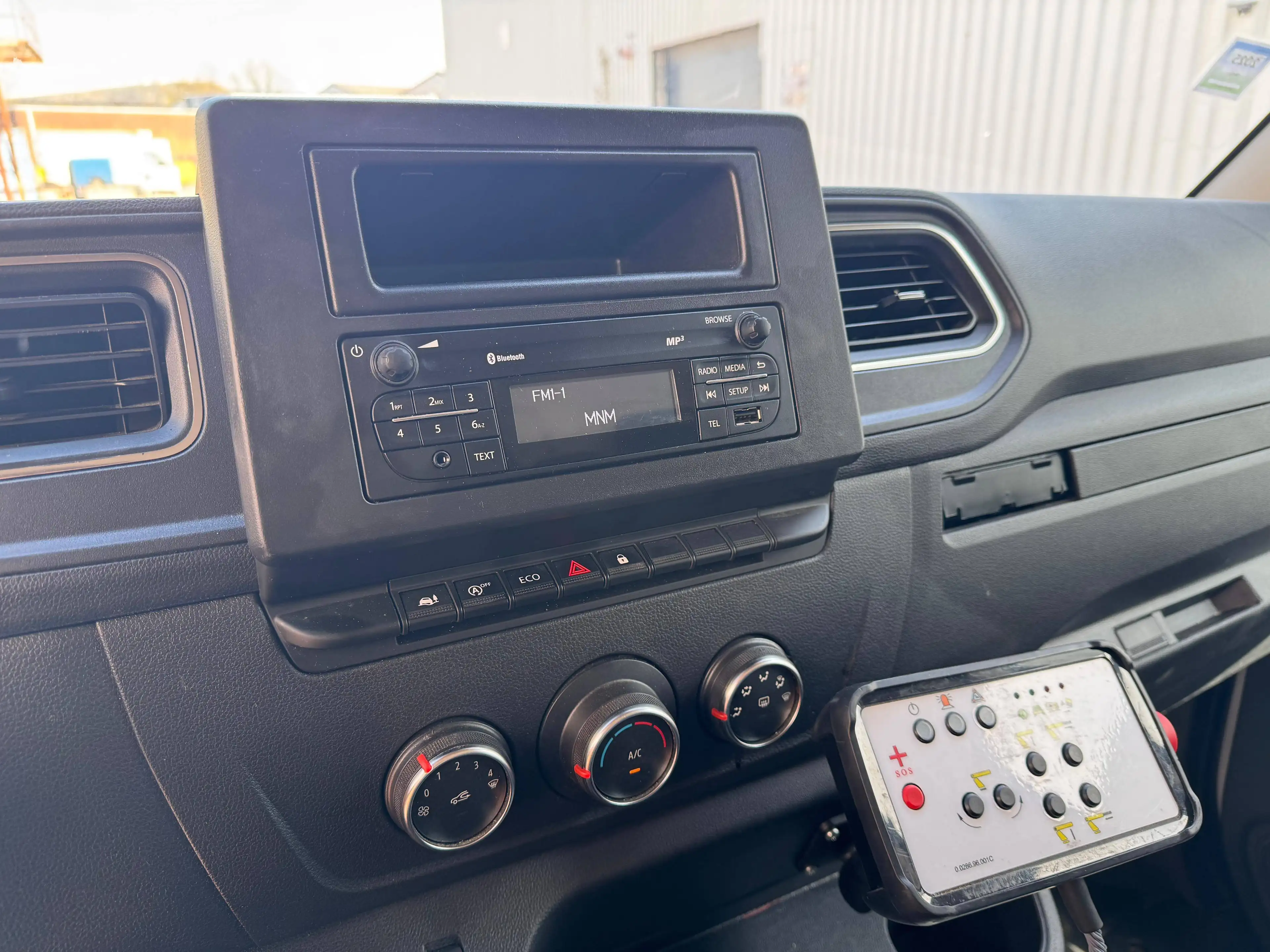 Renault Master 2.3 dCi 35 L2H2 HOOGWERKER NACELLE LIFT 45000 KM — photo 15