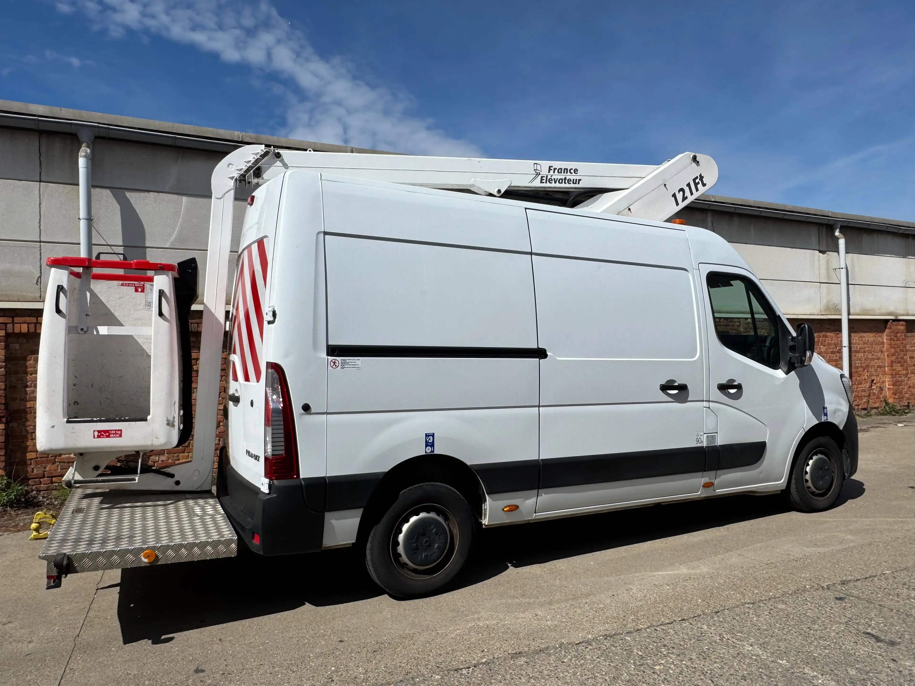 Renault Master 2.3 dCi 35 L2H2 HOOGWERKER NACELLE LIFT 45000 KM — photo 4