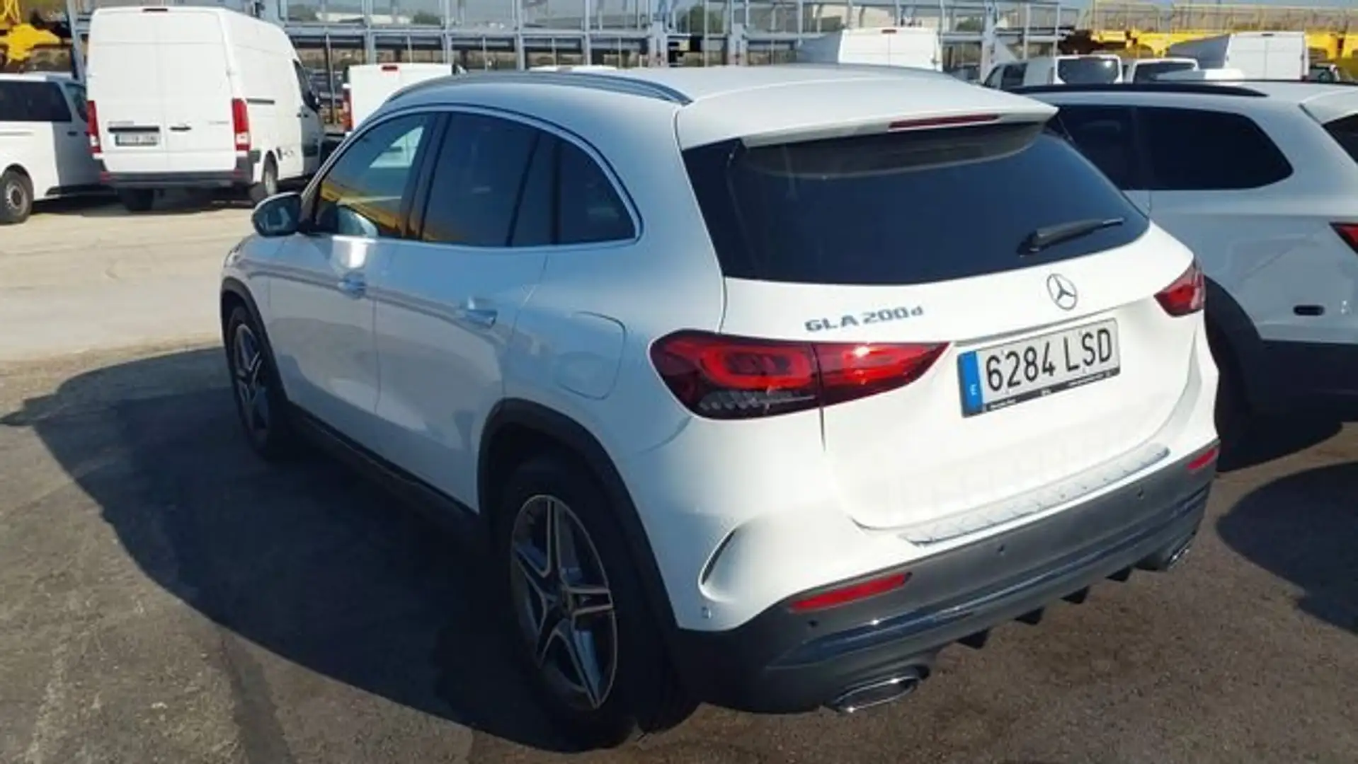 Mercedes-Benz GLA 200 D Blanco - 2