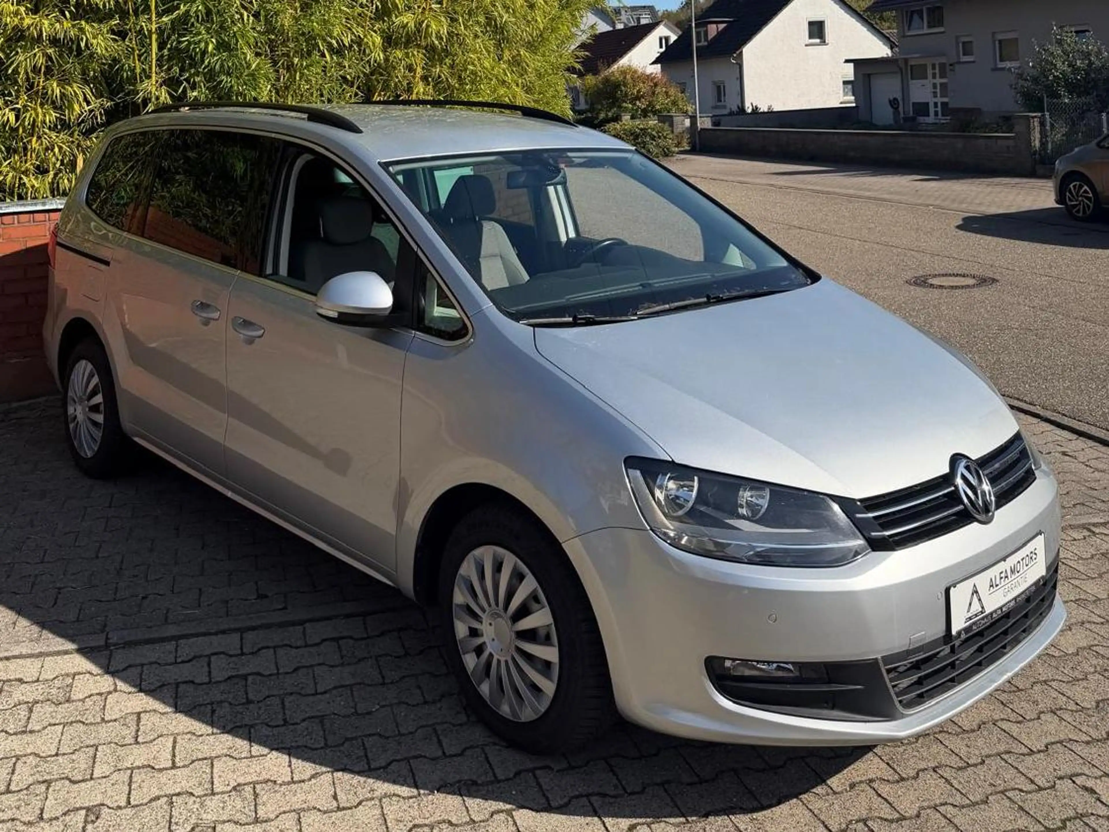 Volkswagen Sharan Comfortline BMT // Automatik // TÜV neu // Garantie // Inspektion neu '// — photo 3