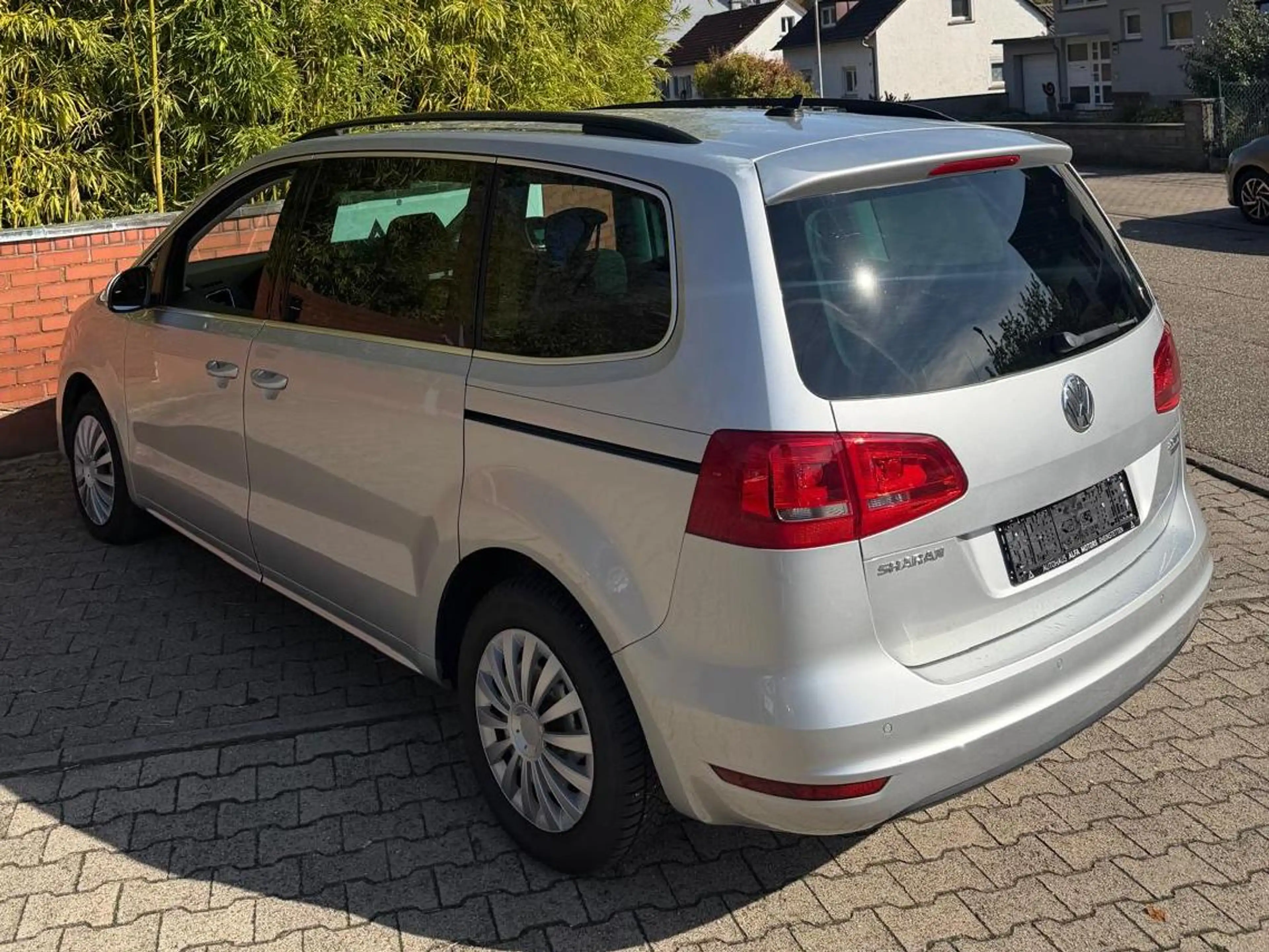 Volkswagen Sharan Comfortline BMT // Automatik // TÜV neu // Garantie // Inspektion neu '// — photo 6
