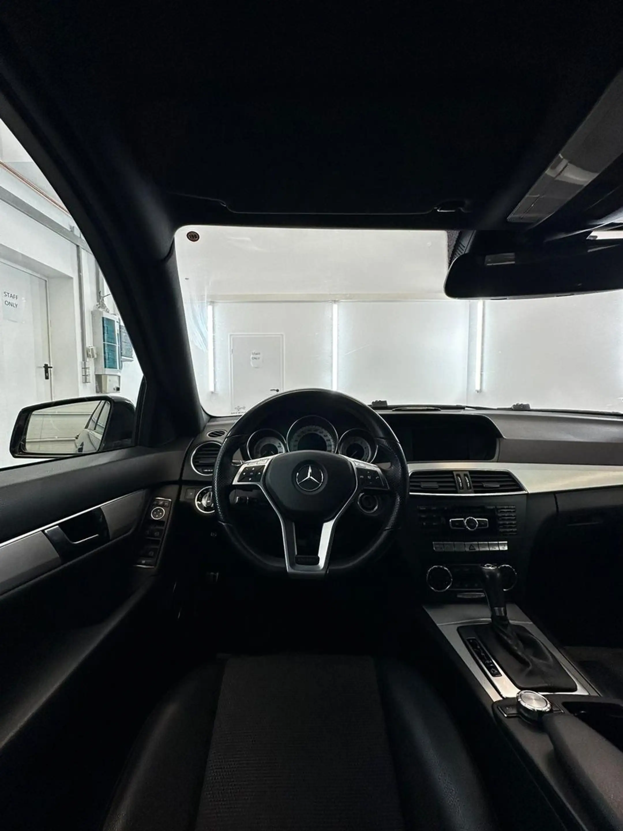 Mercedes-Benz C 250 C T-Modell C 250 T CGI BlueEfficiency — photo 14