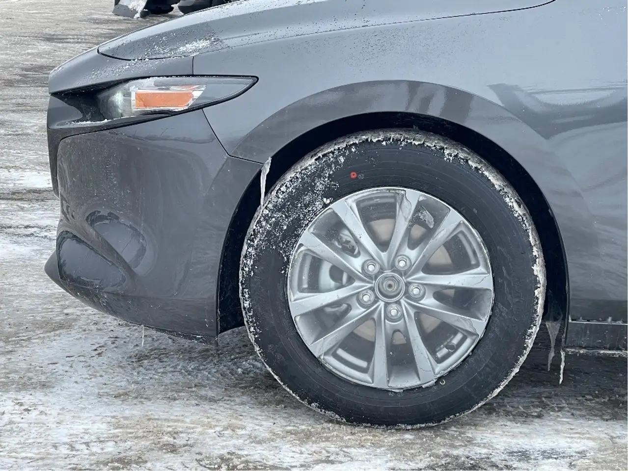 Mazda 3 снимка Mazda 3