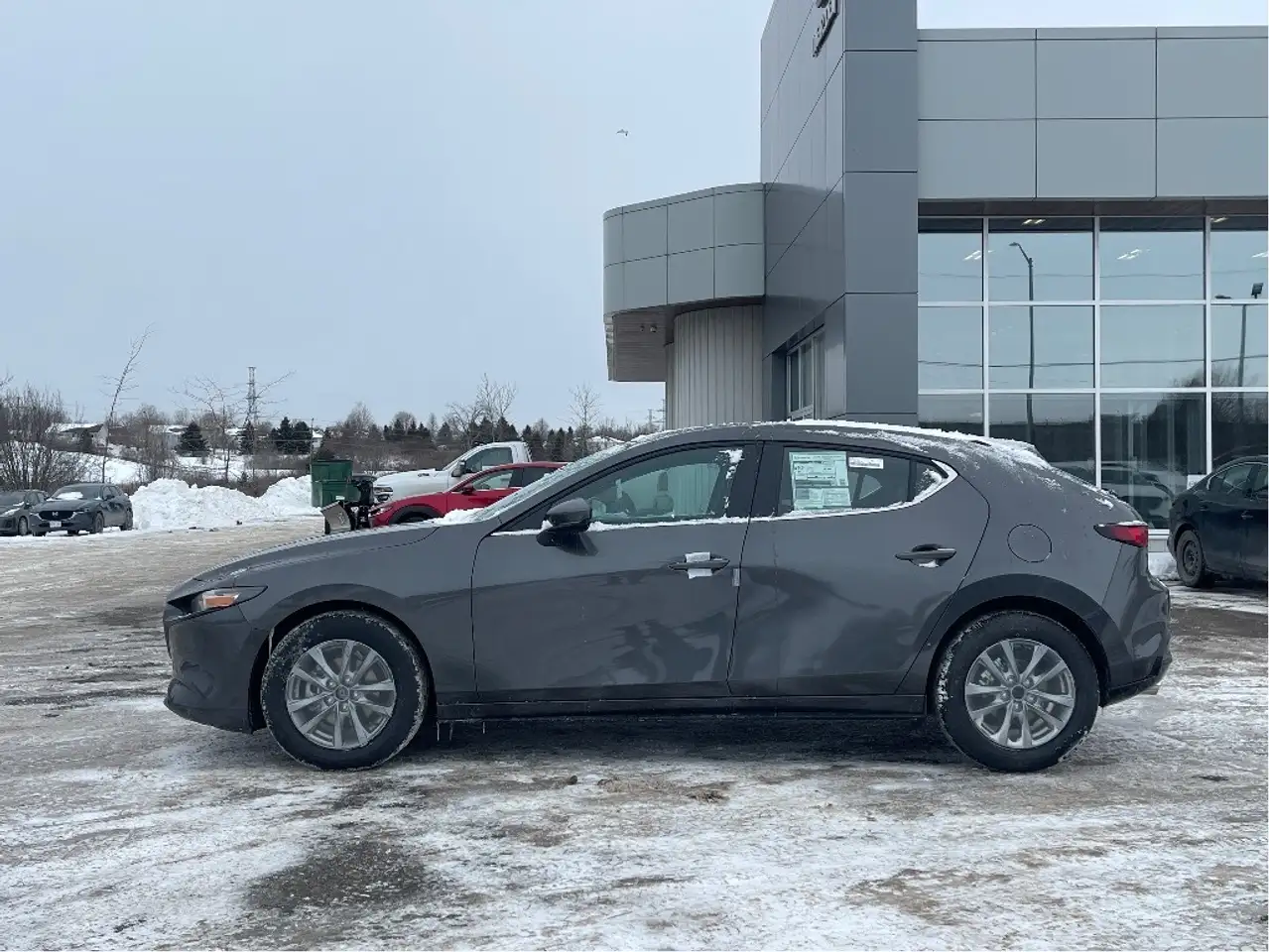 Mazda 3 снимка Mazda 3