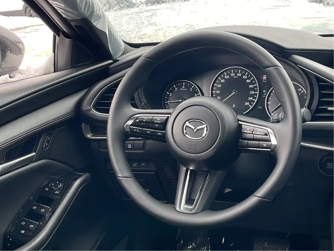 Mazda 3 снимка Mazda 3