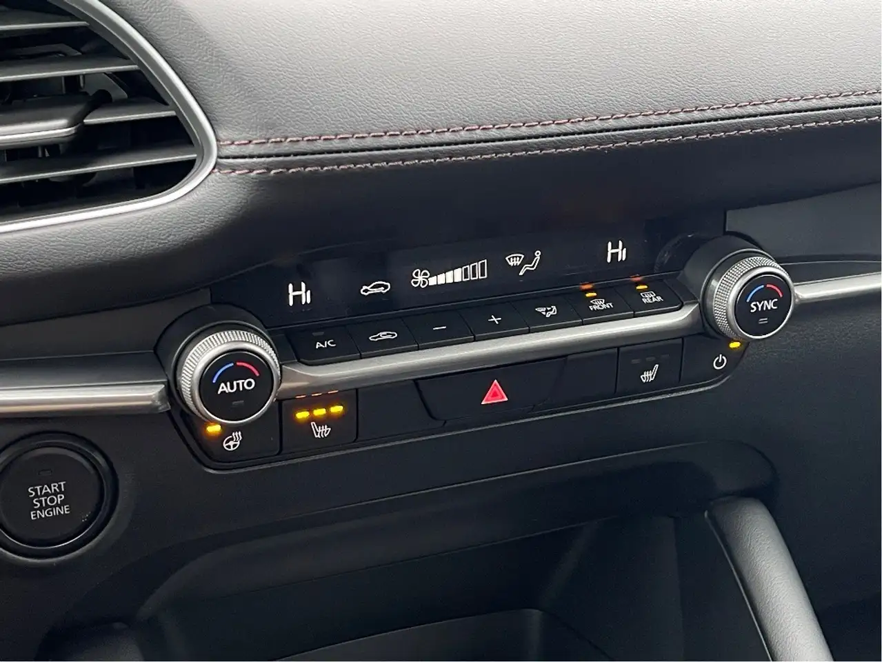 Mazda 3 снимка Mazda 3