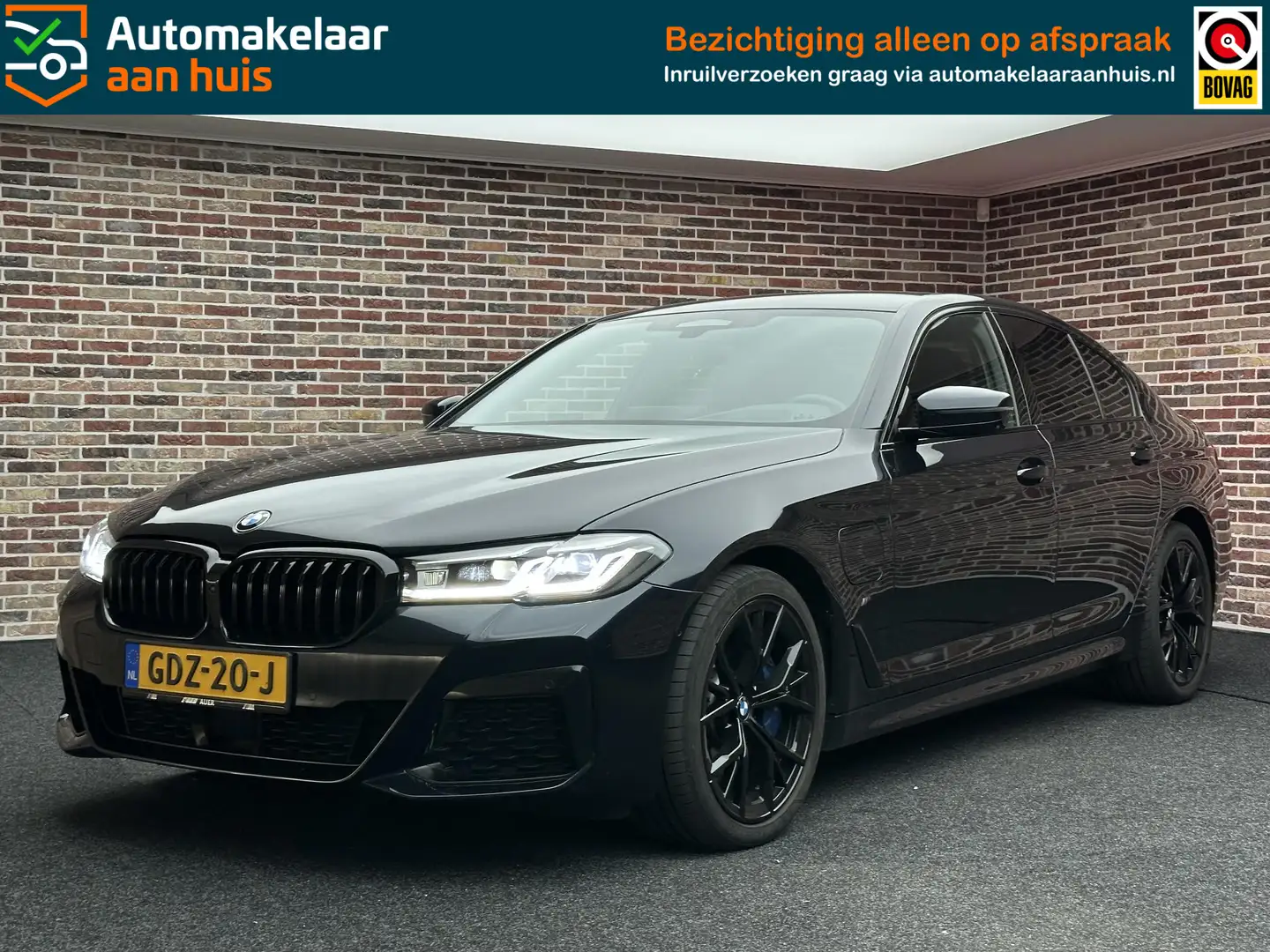 BMW 545 5-serie 545e xDrive M Sport Individual ACC 360 Mem Zwart - 1