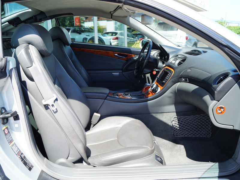 Mercedes-Benz SL 350 Aut. *Leder*Navi*Xenon*Hifi-Bose*2. Hand — photo 8