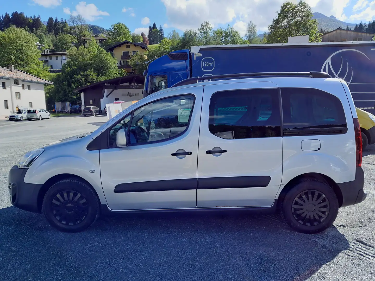 Peugeot Partner Partner Tepee Outdoor 1,6 HDi 120 S Grau - 2