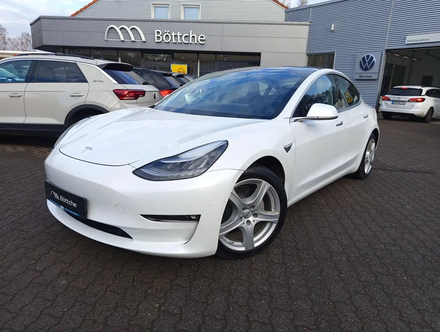 Tesla Model 3 Long Range Allrad Panorama Winterräder zusätzlich Weiß - 1