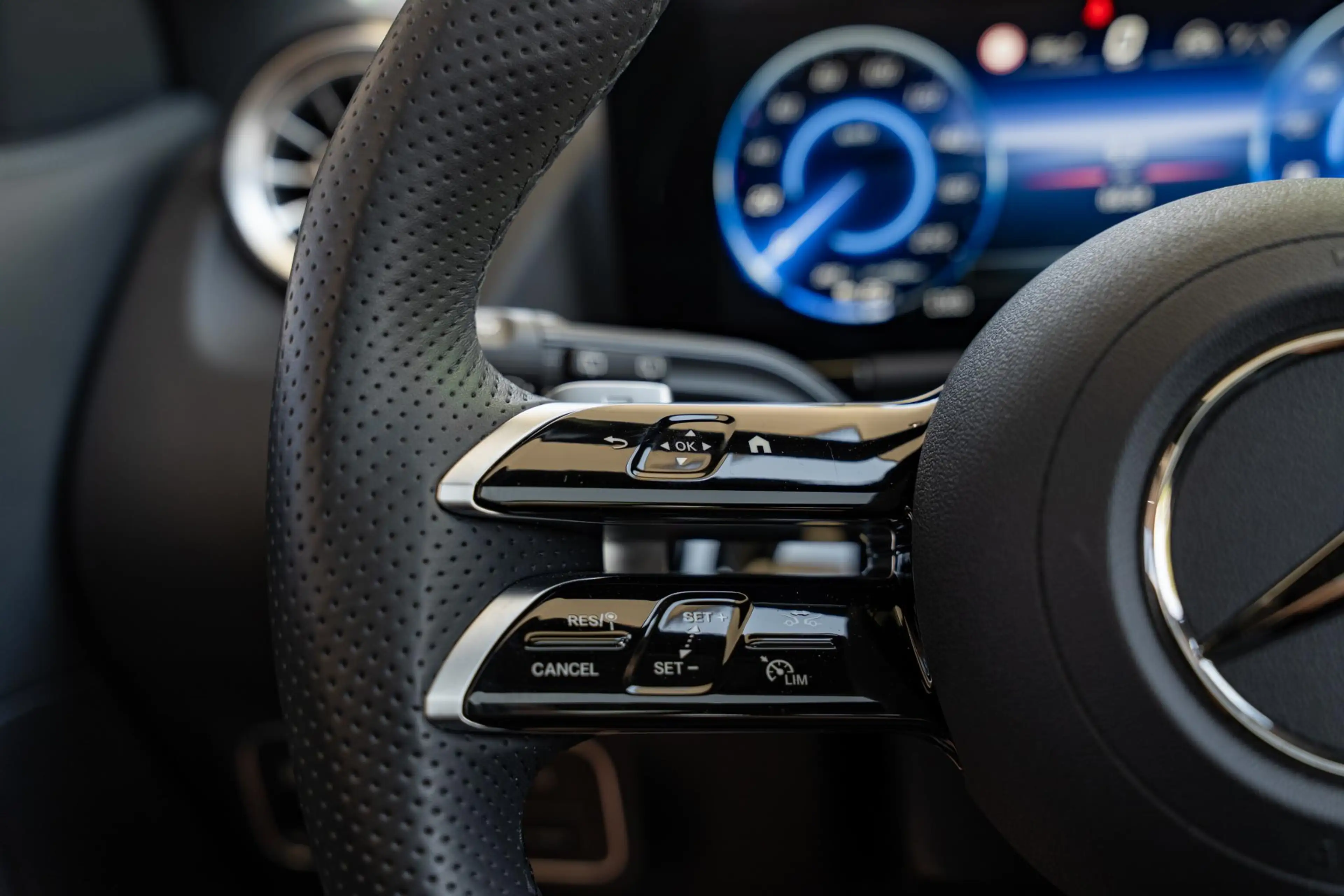 Mercedes-Benz EQA 300 4MATIC AMG Line 67 kWh | Premium pakket | AMG | Pa — photo 12
