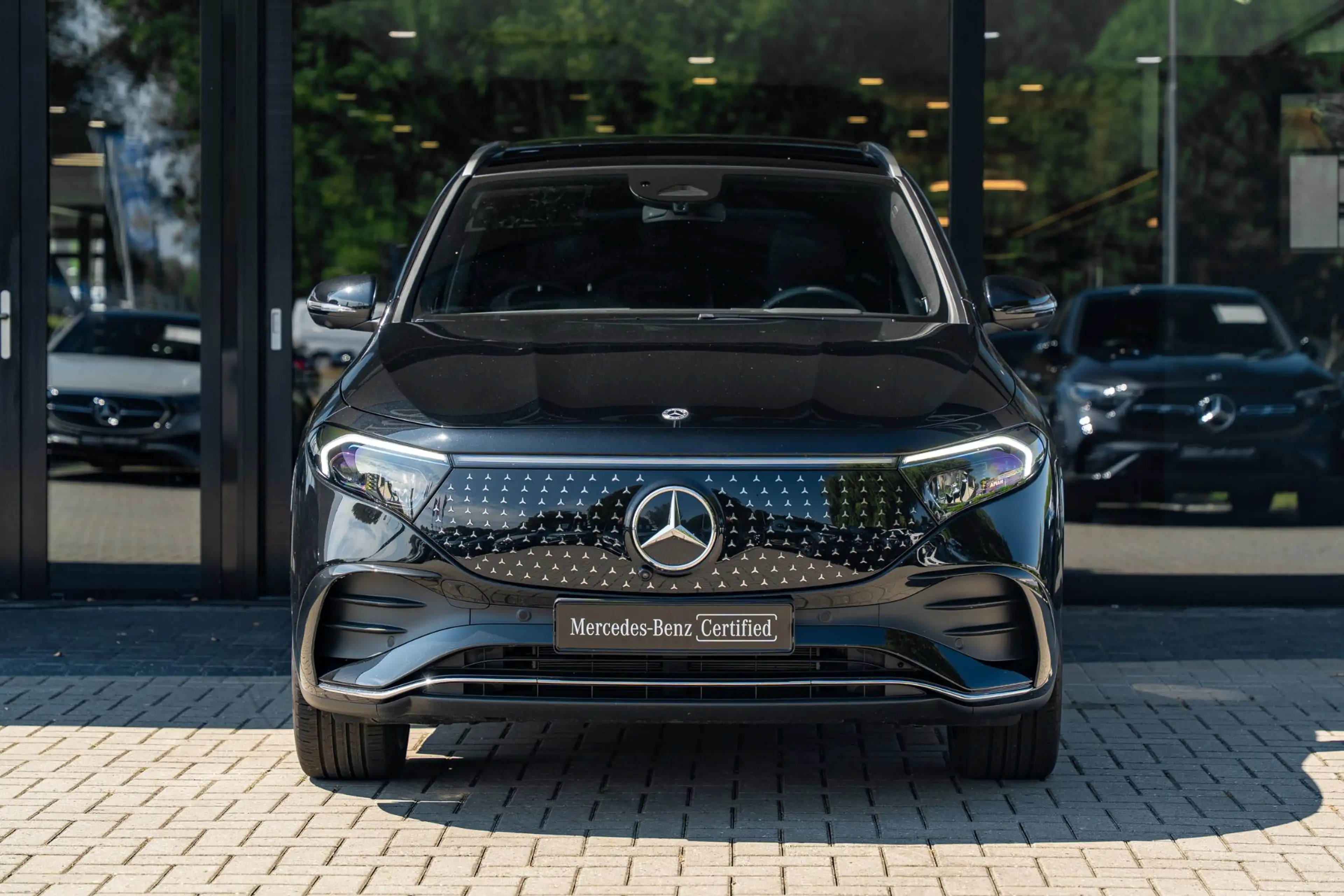 Mercedes-Benz EQA 300 4MATIC AMG Line 67 kWh | Premium pakket | AMG | Pa — photo 6