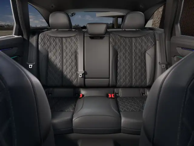 Audi A6 view 10