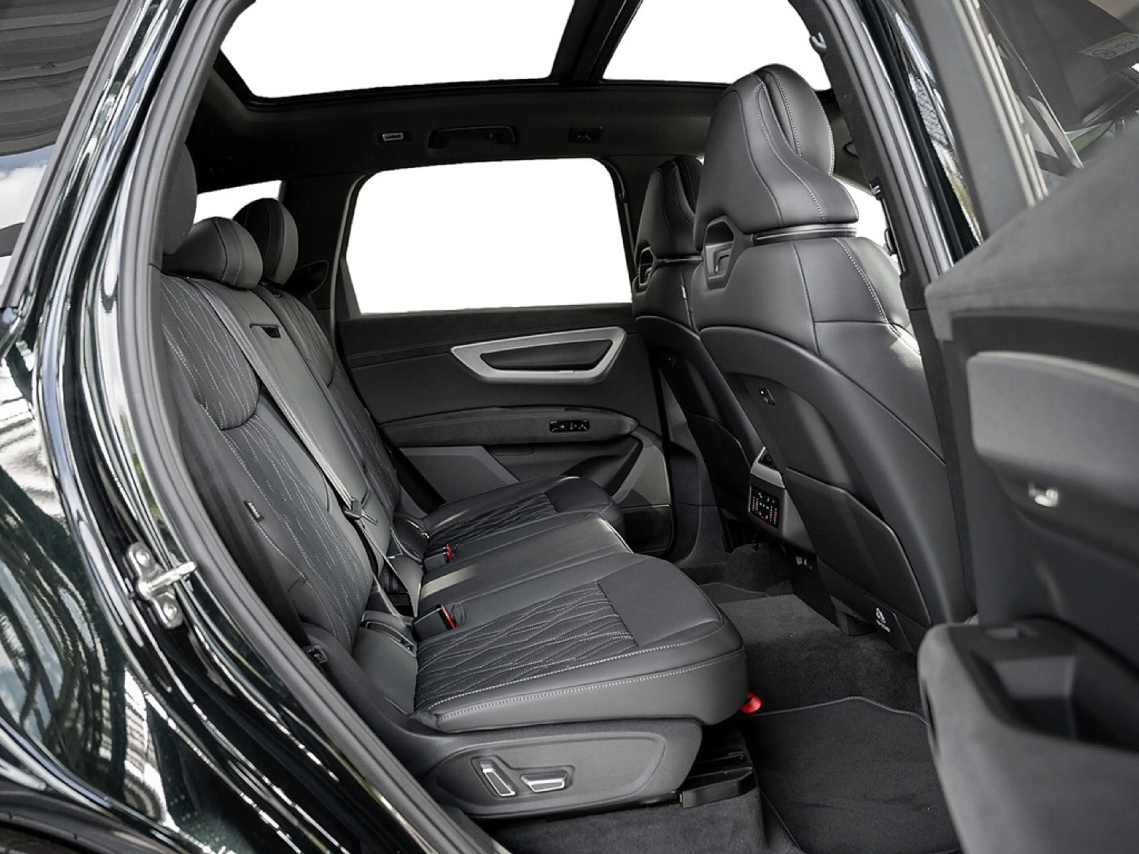 Audi Q7 50 TDI quattro tiptronic AHK PANO KAM HUD — photo 4