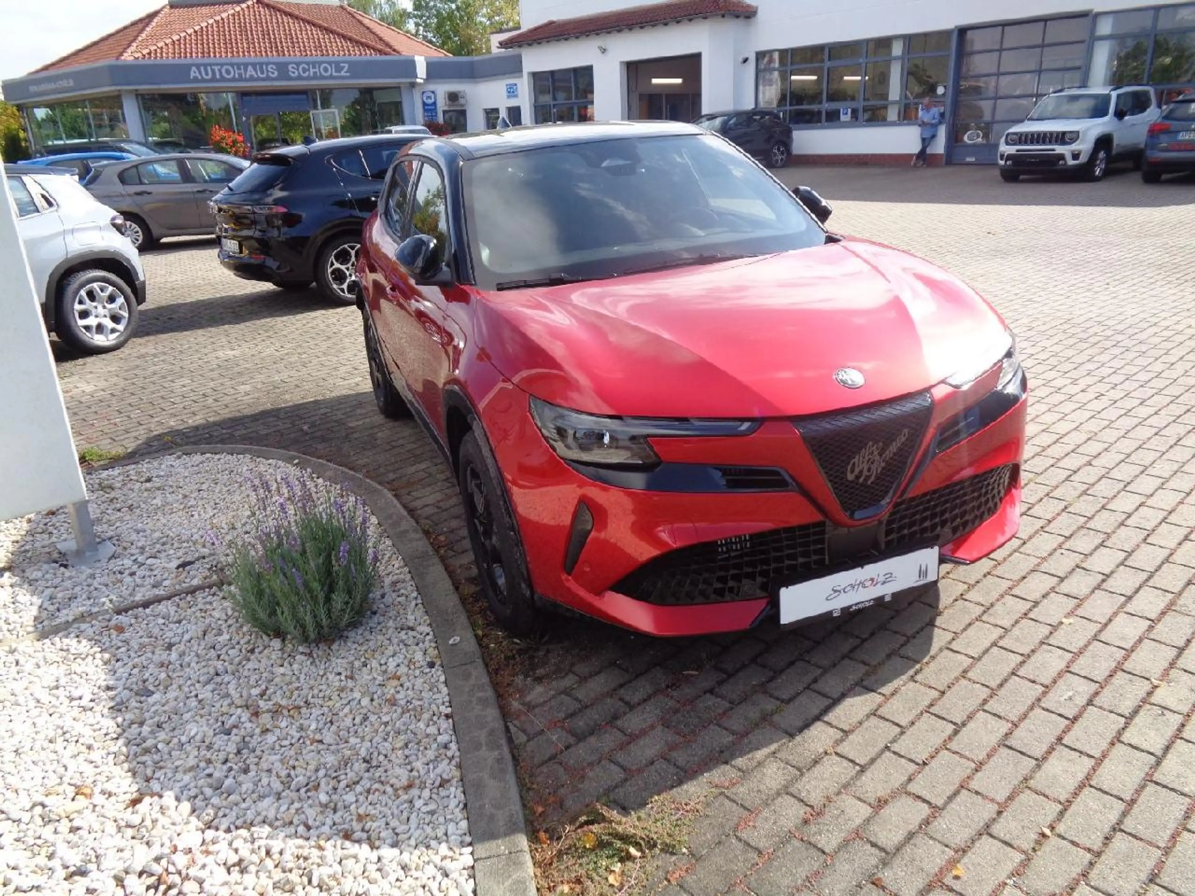 Alfa Romeo Junior Ibrida 1.2 VGT 48V-Hybrid 107 kW — photo 2