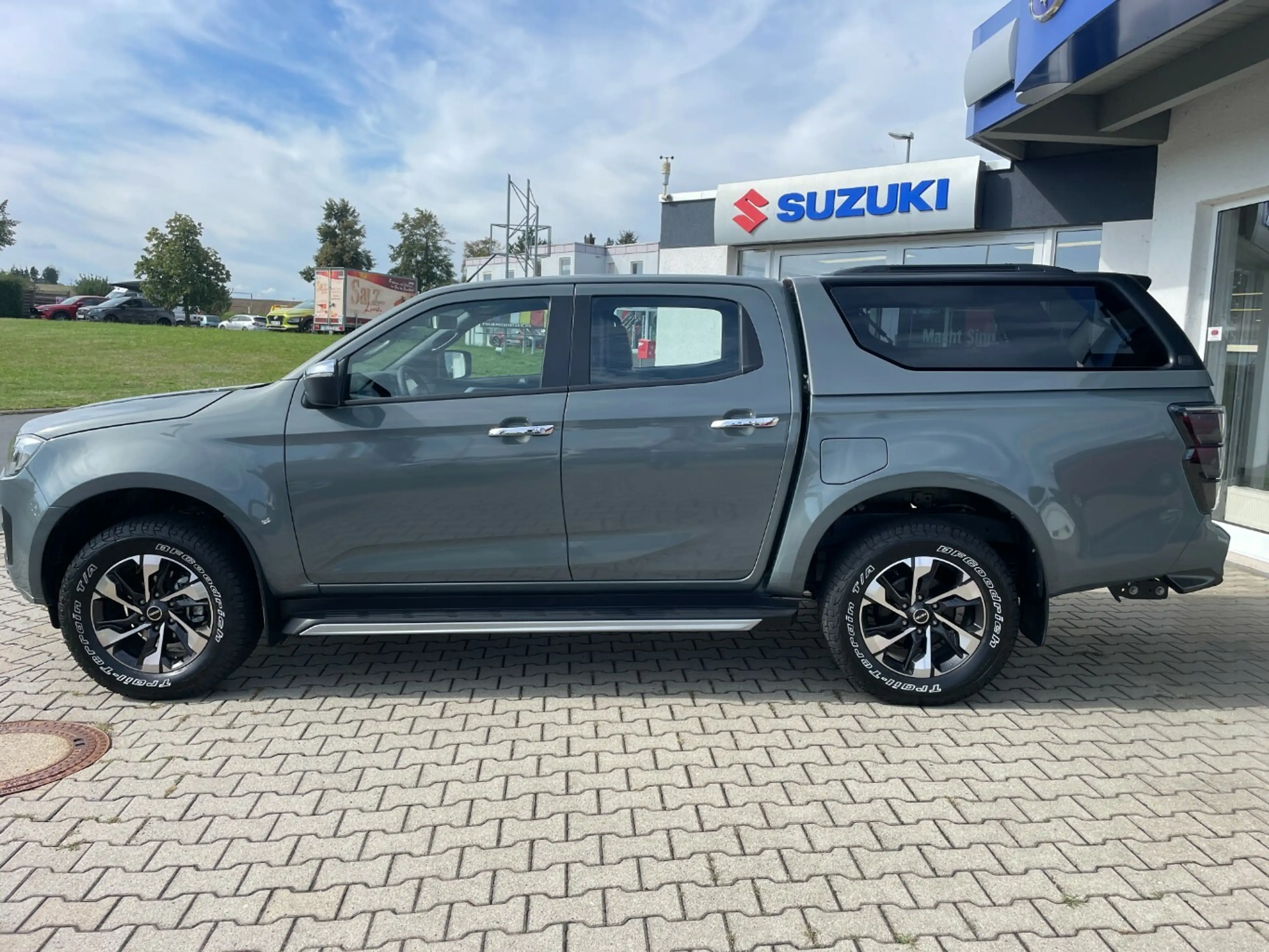 Isuzu D-Max 2.2d*Doka*4WD*LSE*LED*PTC*Hardtop — photo 7