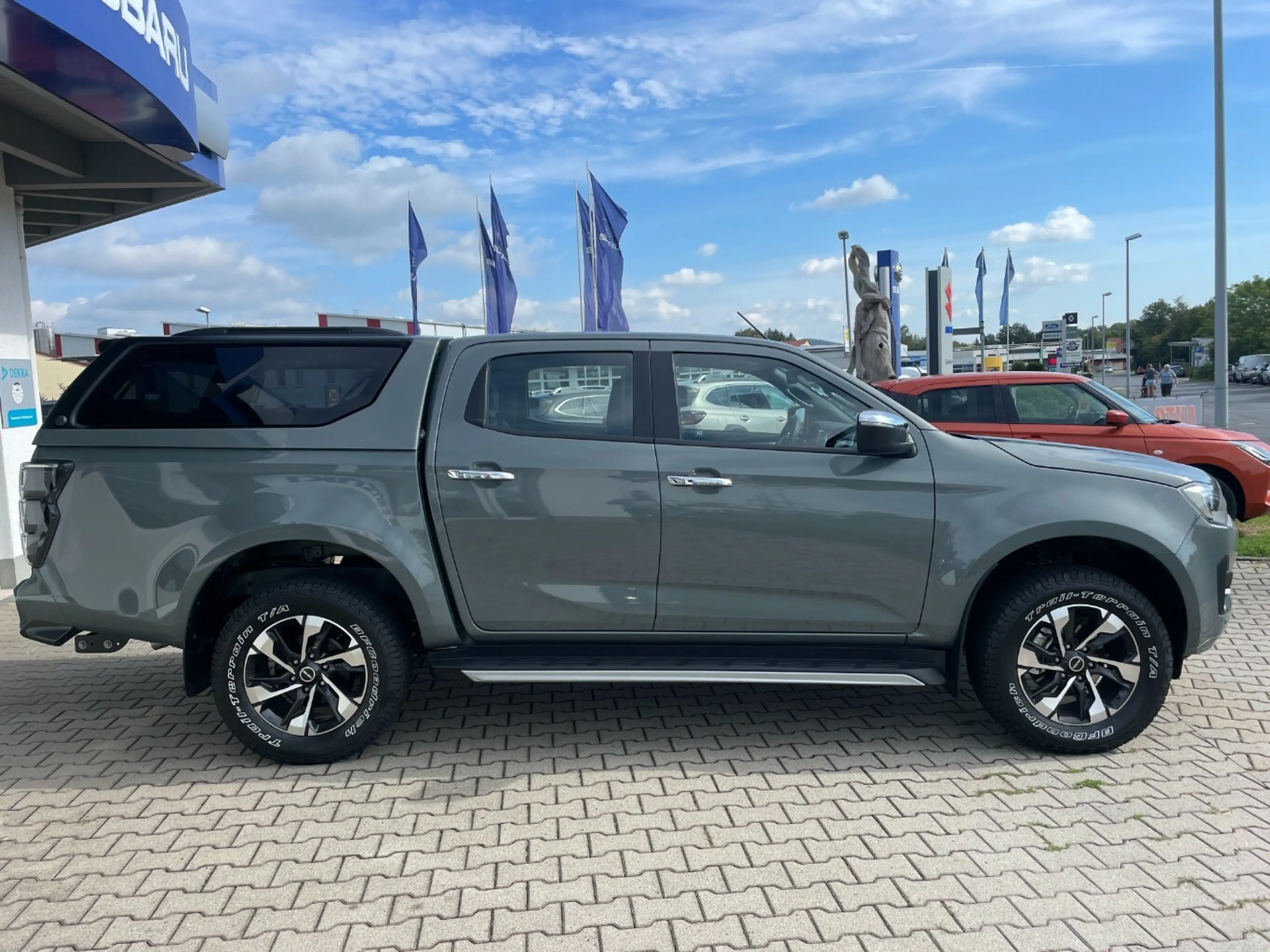 Isuzu D-Max 2.2d*Doka*4WD*LSE*LED*PTC*Hardtop — photo 3