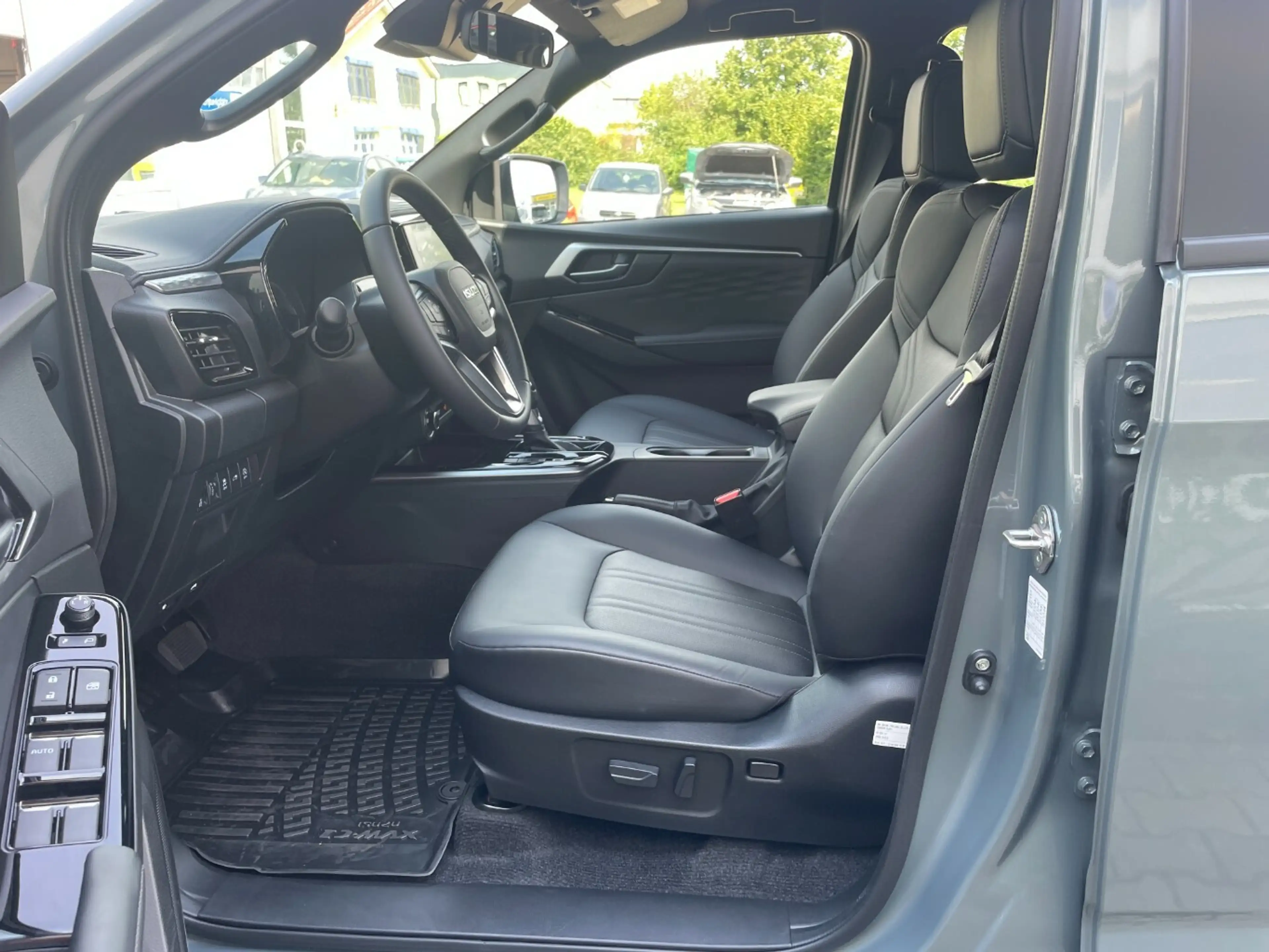 Isuzu D-Max 2.2d*Doka*4WD*LSE*LED*PTC*Hardtop — photo 10
